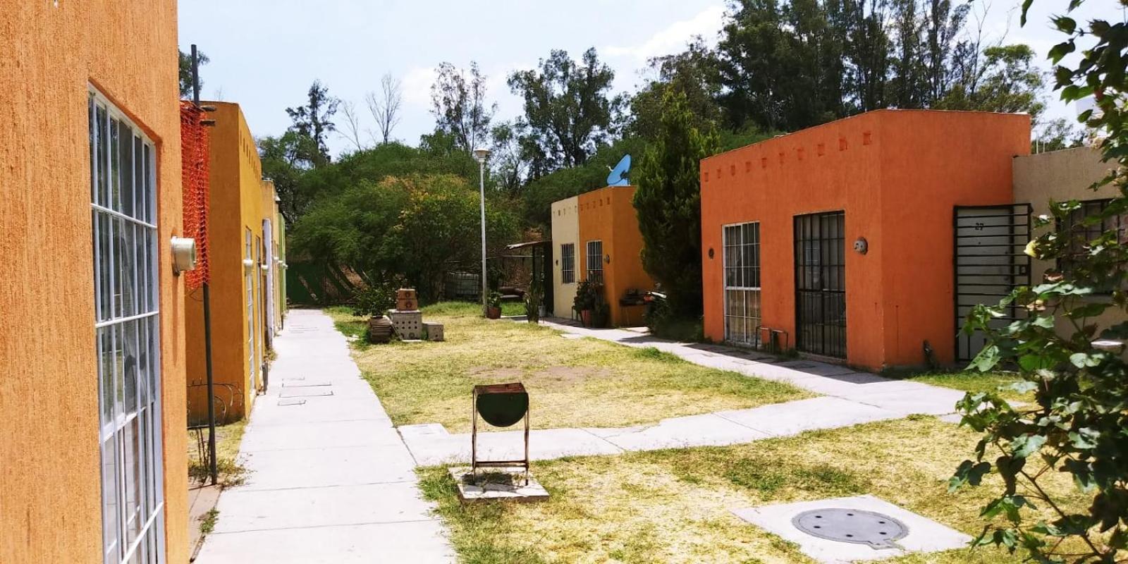 Departamento frente ala Laguna de cajititlan view 2
