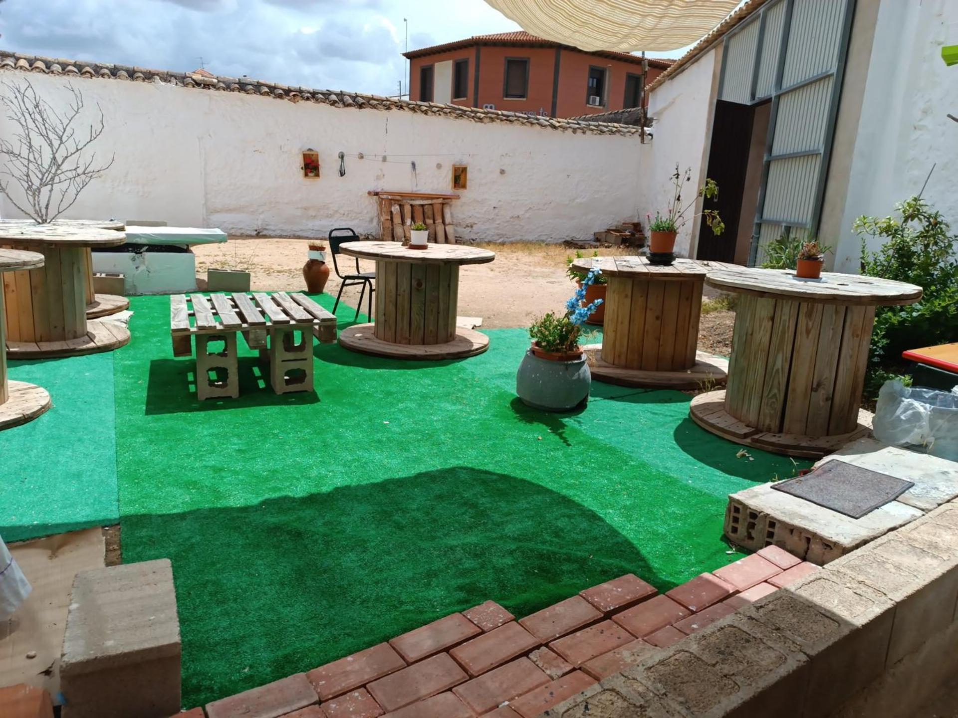 Agradable casa con zona de relax y aparcamiento