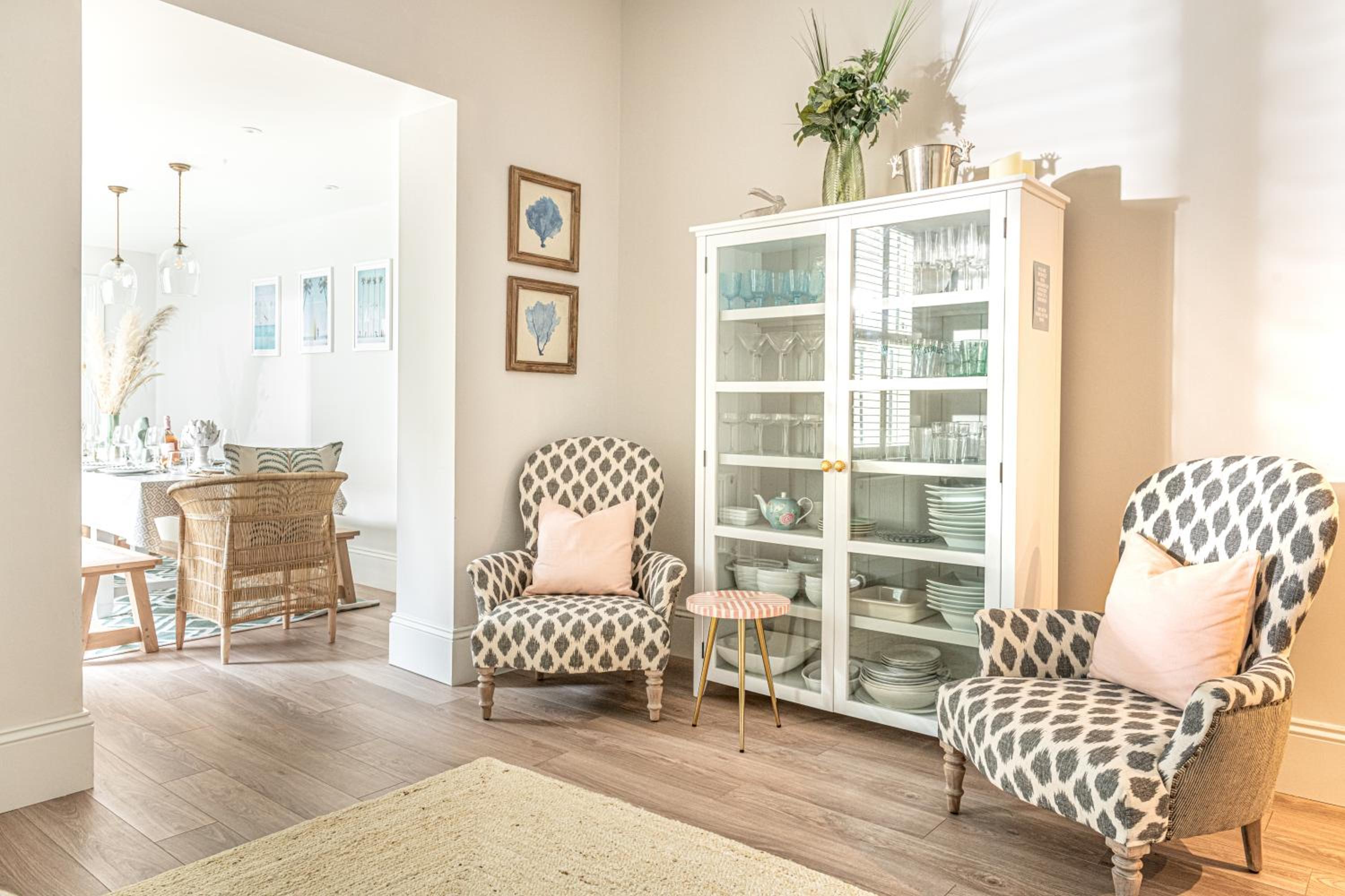 The Shell House - 5 mins to Cafes & Beaches view 4