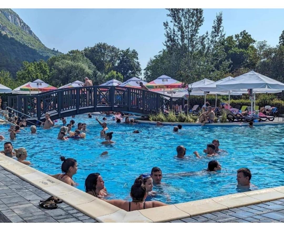 Apartament Cosmi Ari