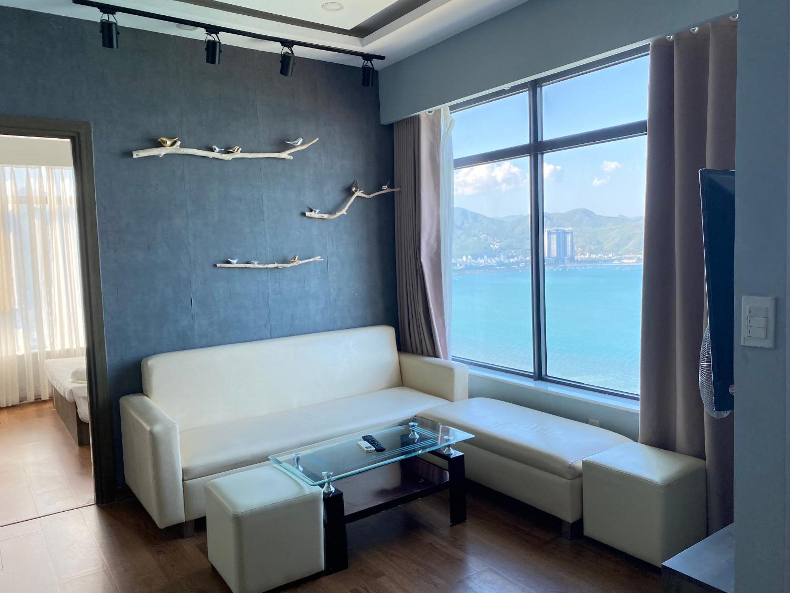AMONLI APARTMENT
