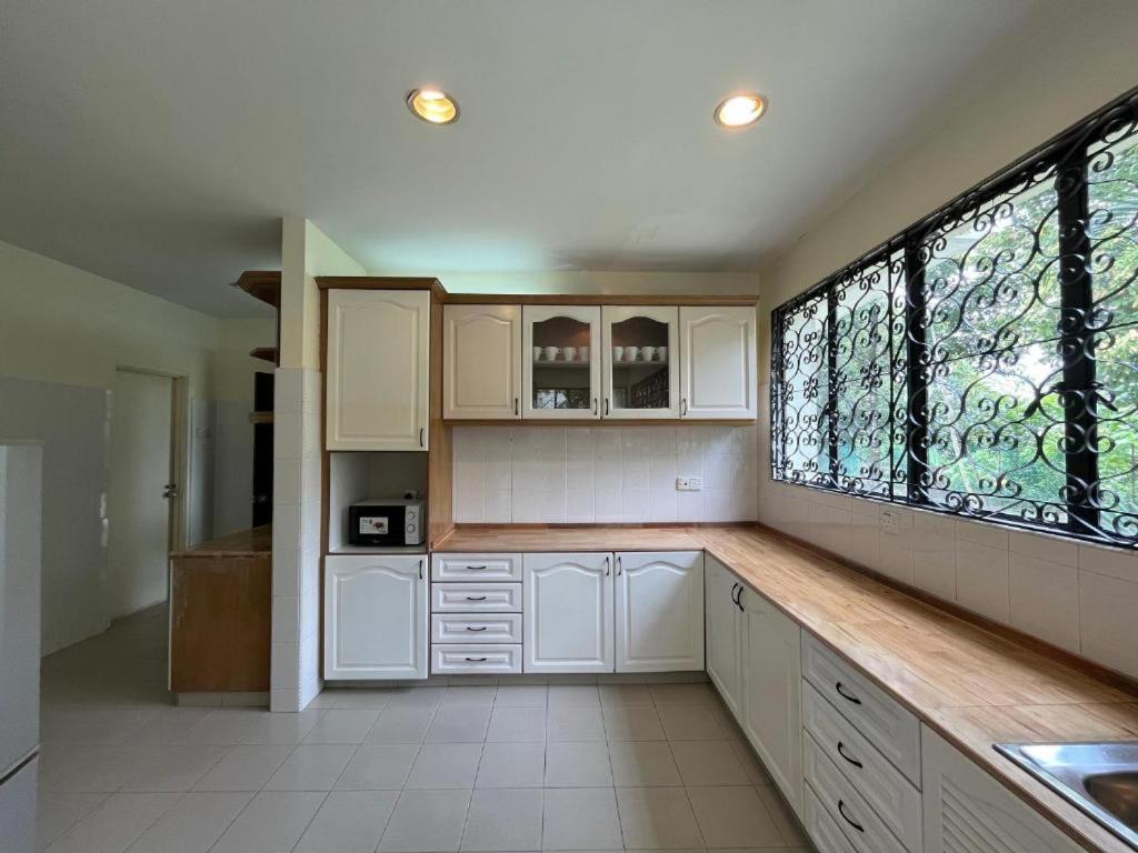 Bukit Tunku Grande Villa by uBook