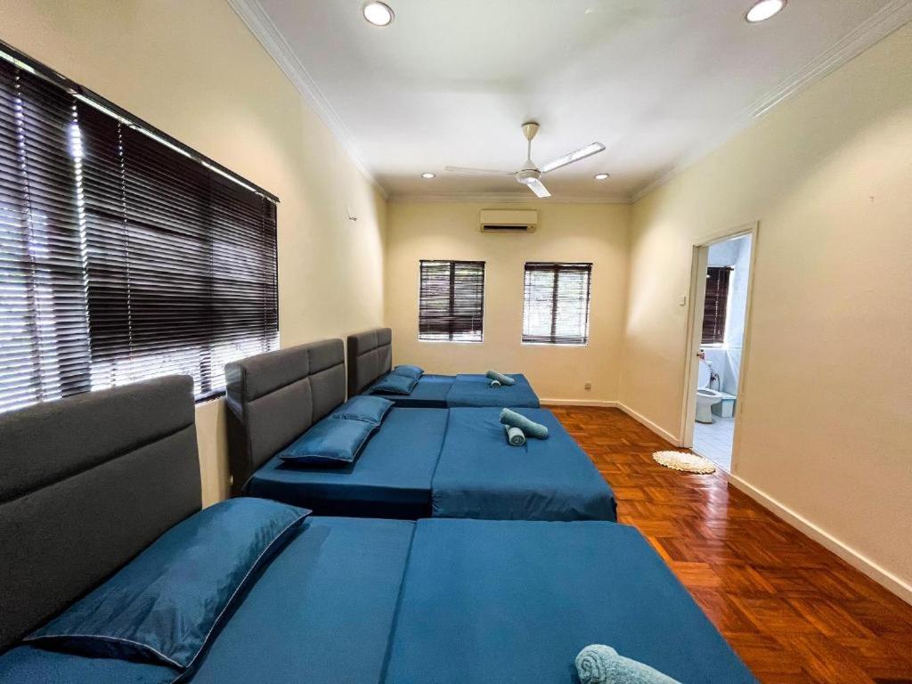 Bukit Tunku Grande Villa by uBook