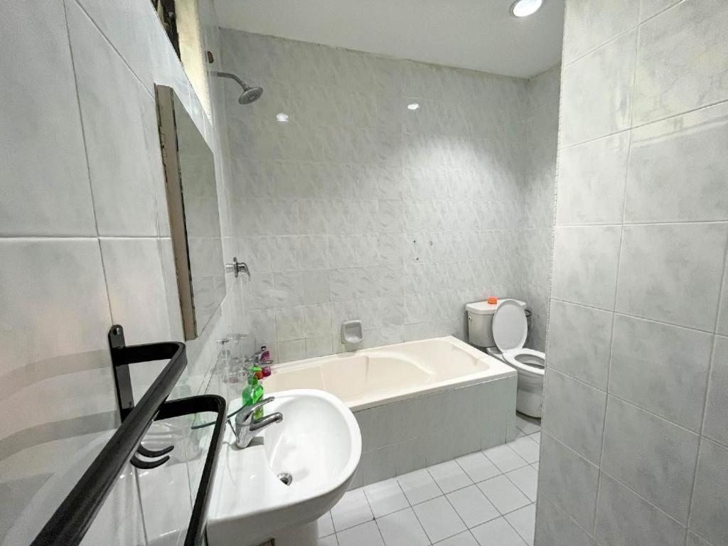 Bukit Tunku Grande Villa by uBook