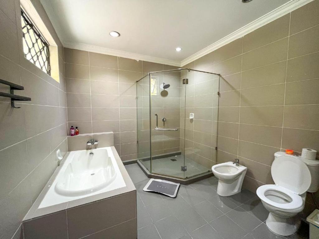 Bukit Tunku Grande Villa by uBook