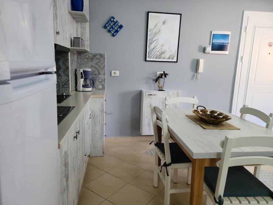 Fancy Sea View Apartment 1