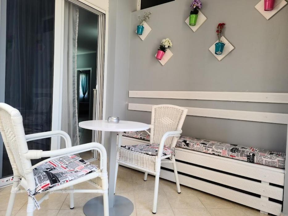 Fancy Sea View Apartment 1
