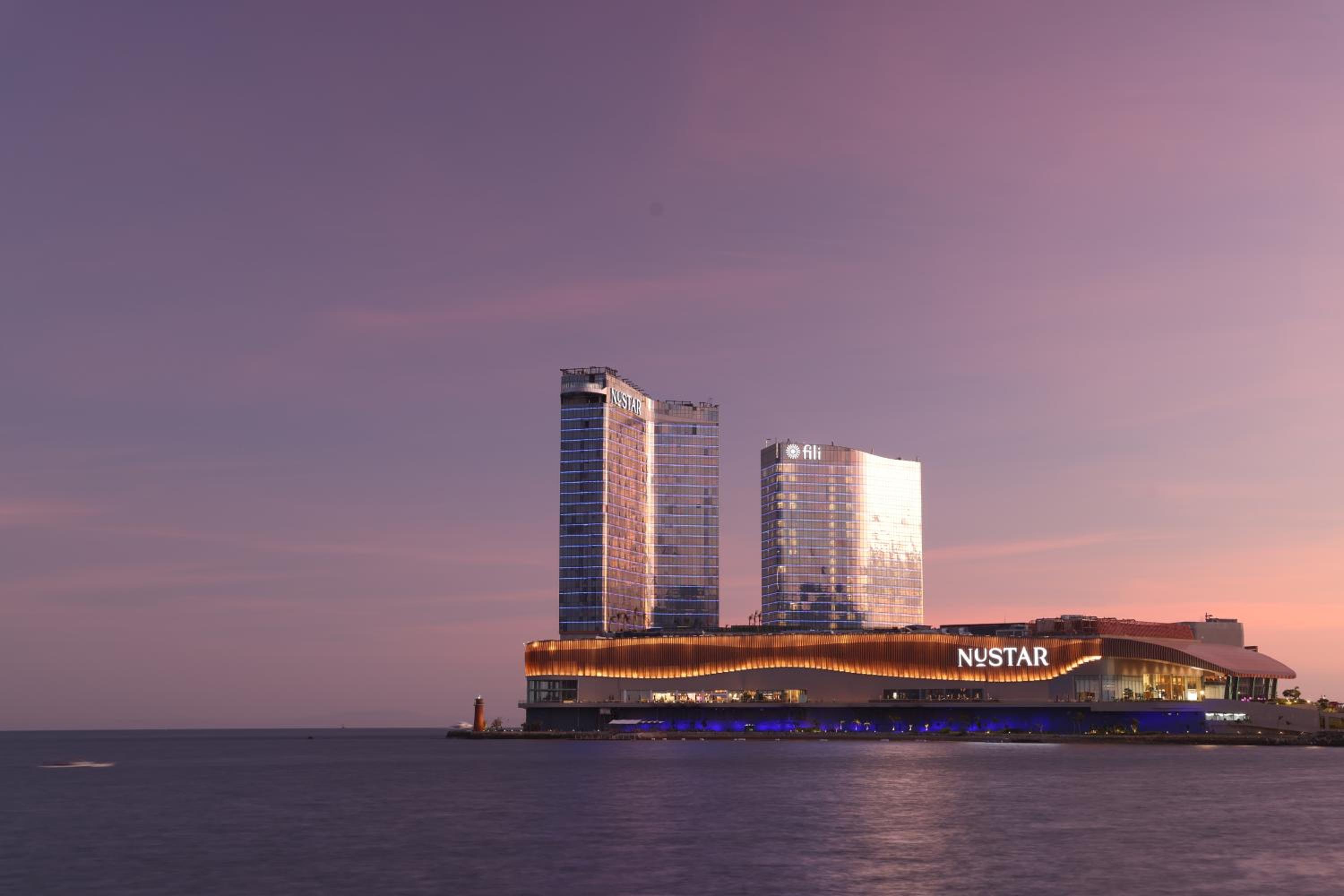 Hotel Fili Hotel at Nustar Cebu - Image 1