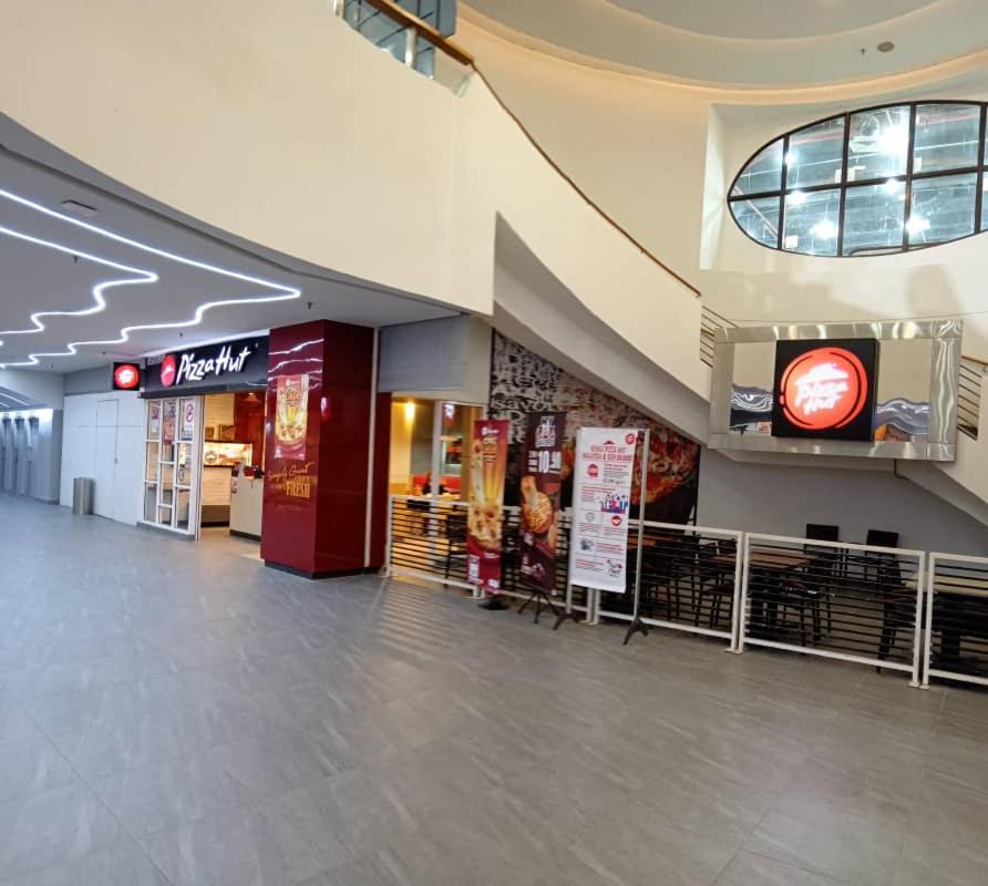 KL Ayan Service Suite At Times Square