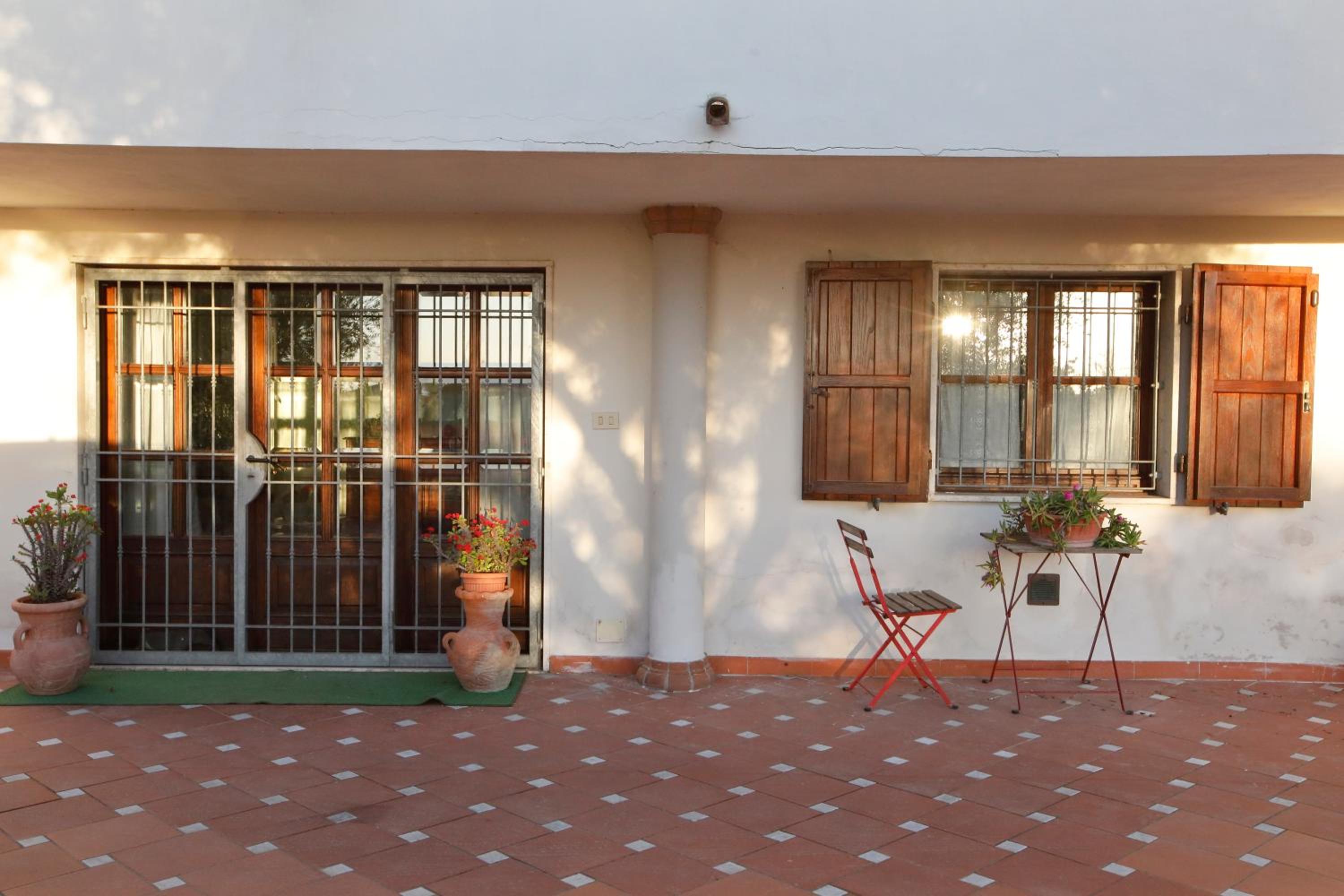 casa vacanza con piscina grande e idromassaggio jacuzzi