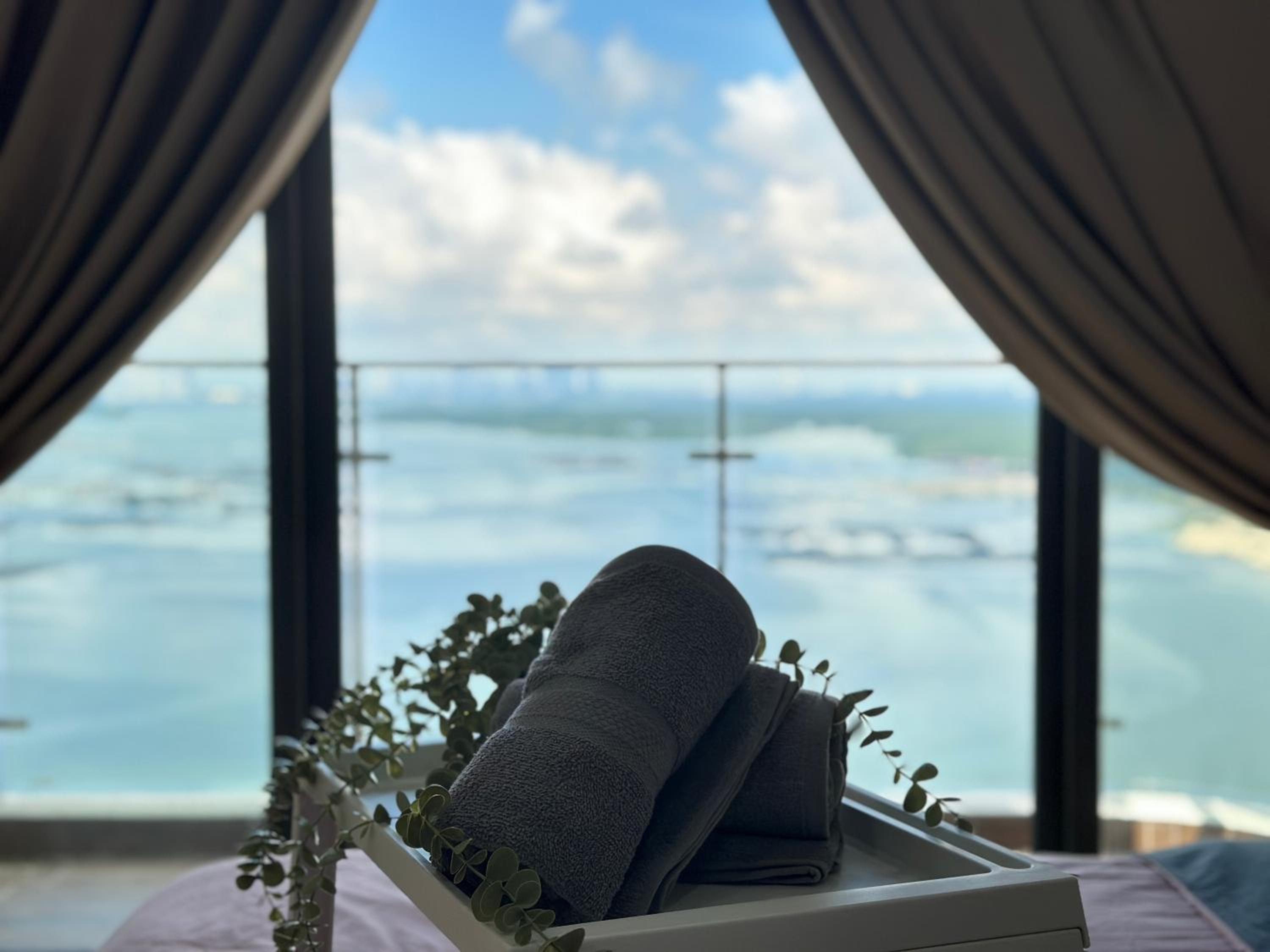 Harmony 3 Bedroom Sunset Danga Bay by Hauz Cinta