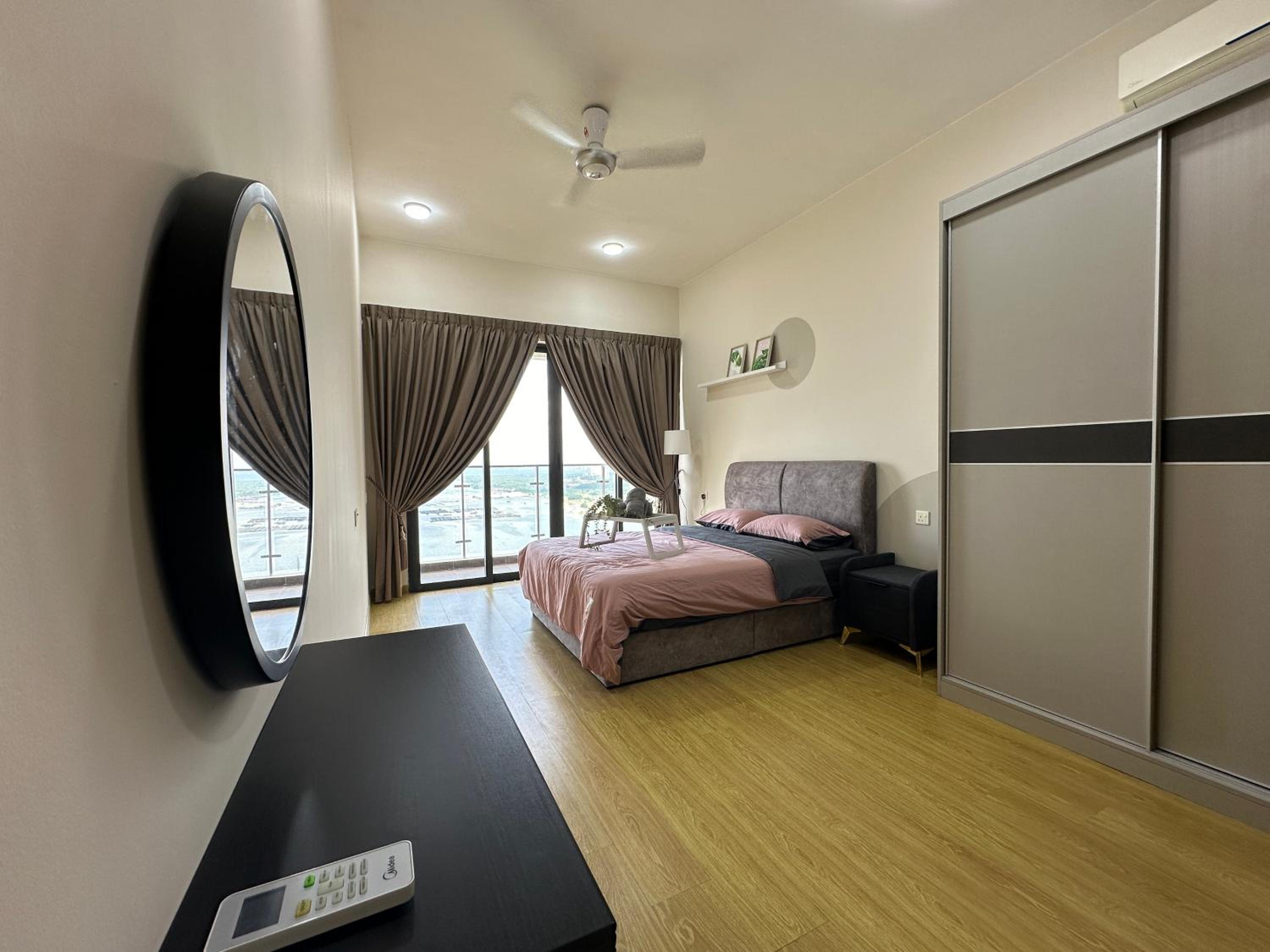 Harmony 3 Bedroom Sunset Danga Bay by Hauz Cinta