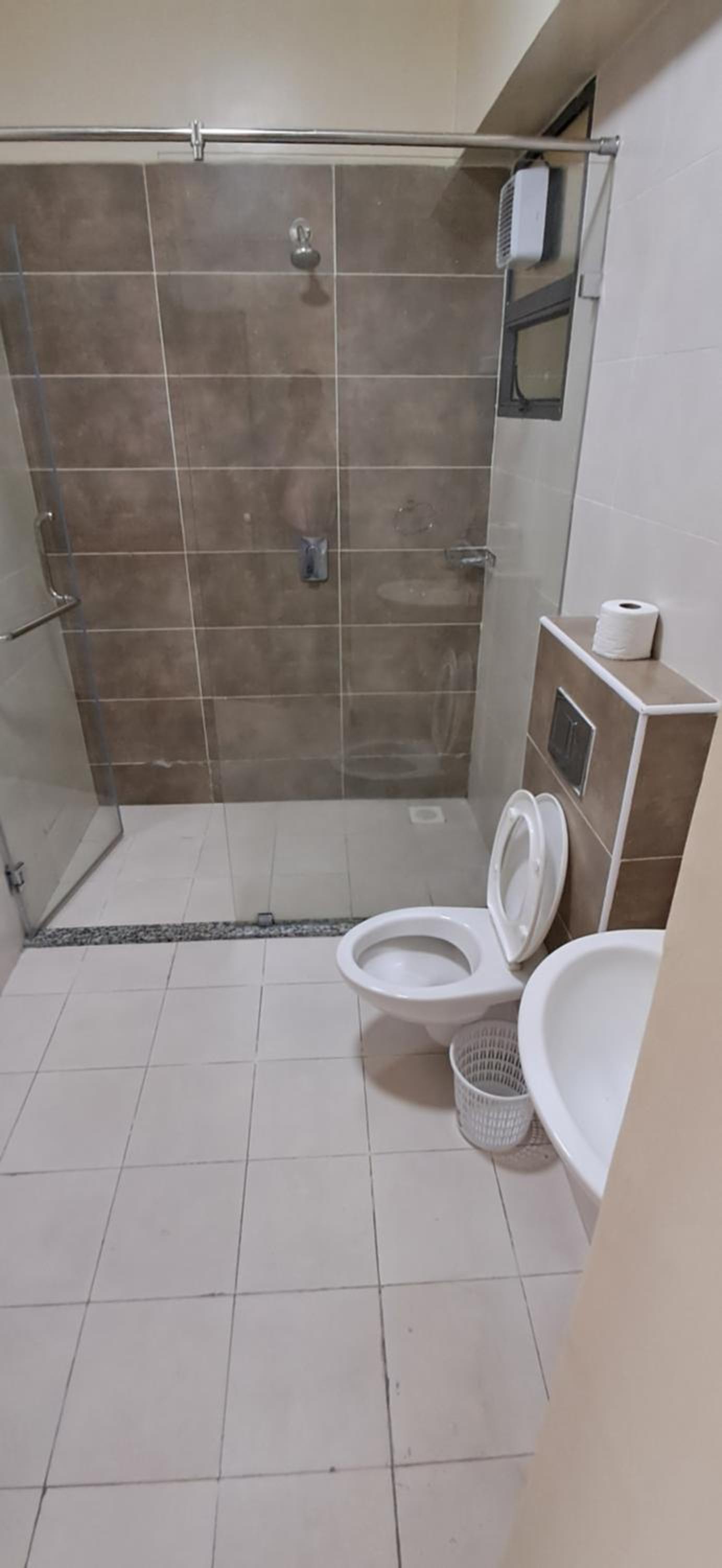 Emerald Suites