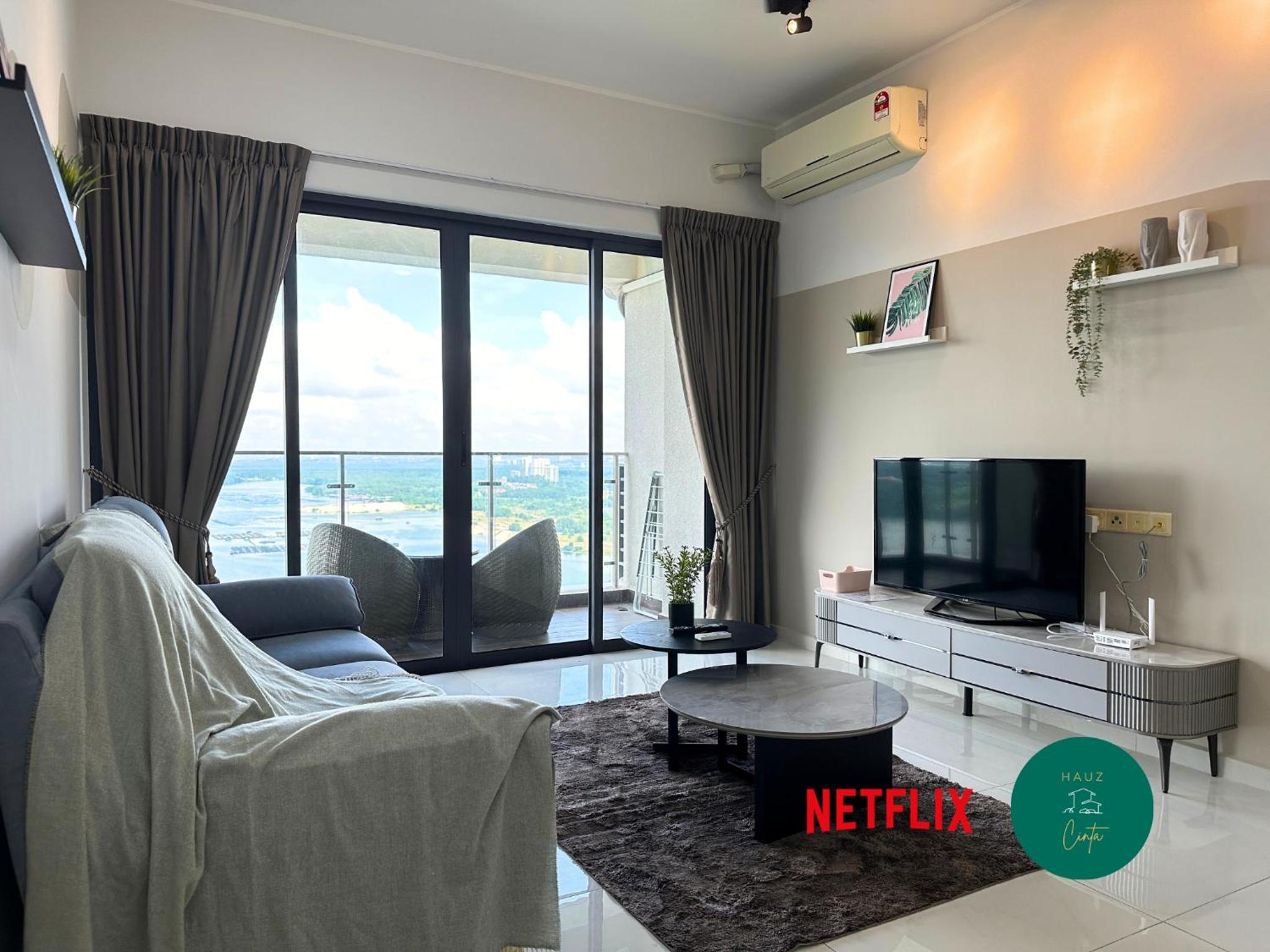 Harmony 3 Bedroom Sunset Danga Bay by Hauz Cinta