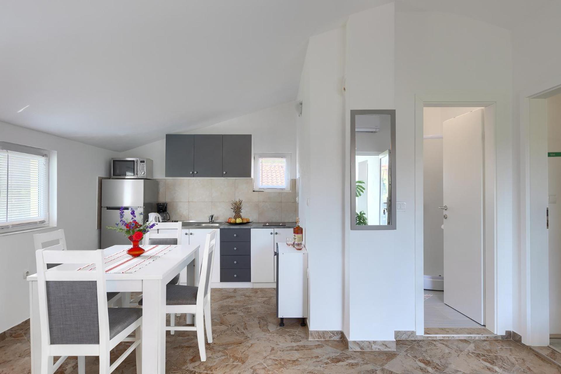 Apartment Mirjana