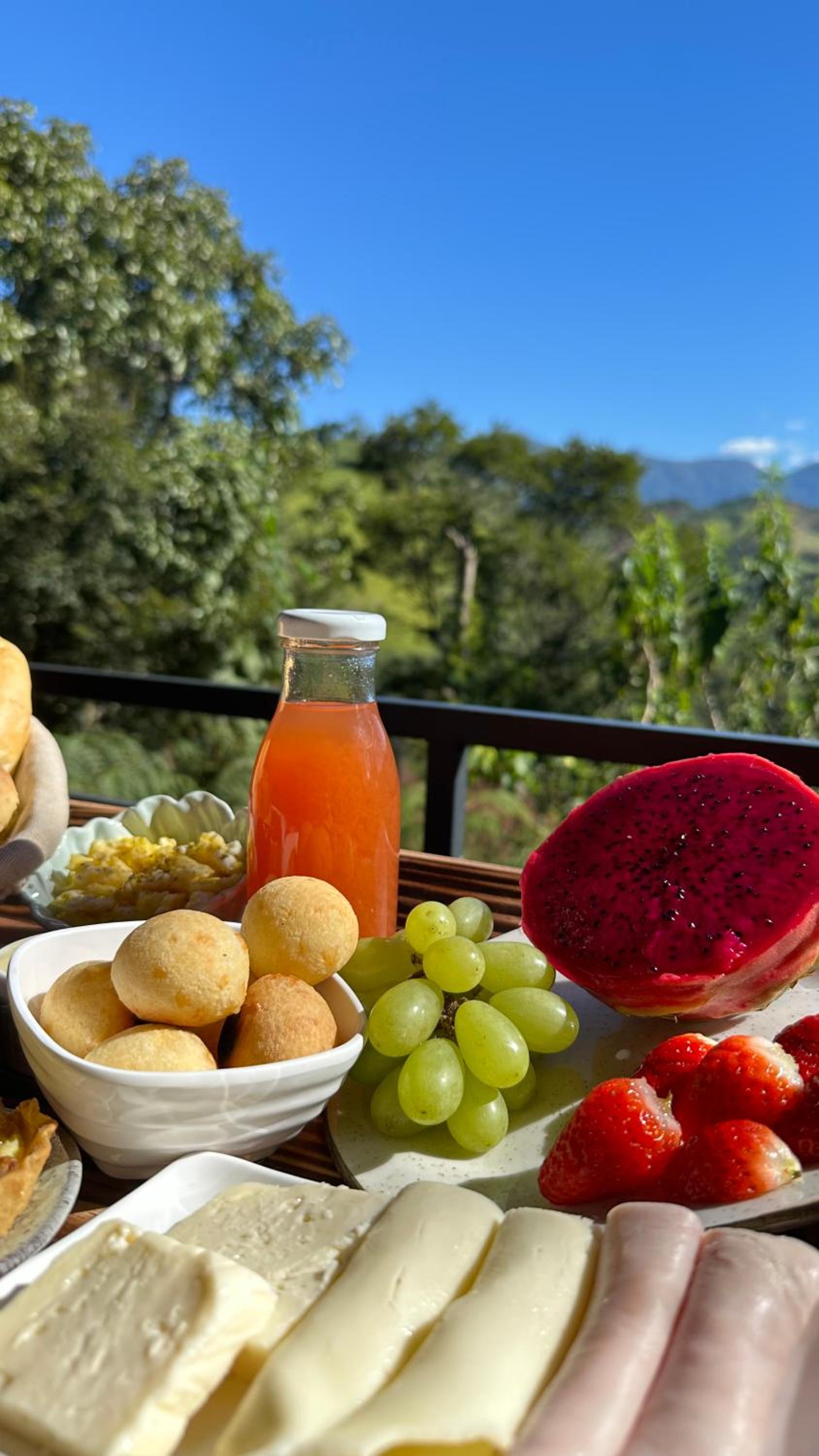 MONTE MAUÁ - Chalés privativos com café da manha servido no quarto
