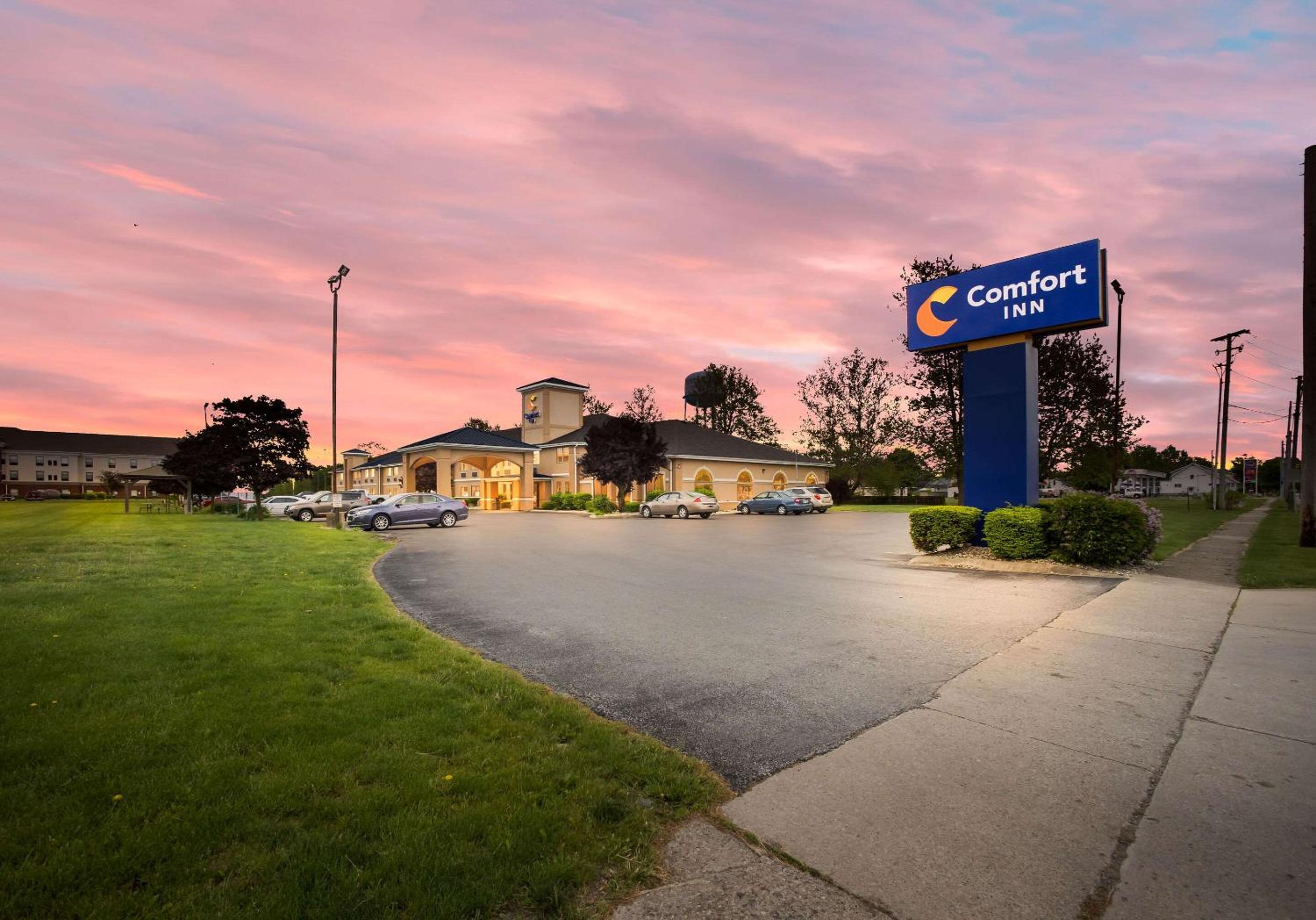 Comfort Inn Van Wert view 3