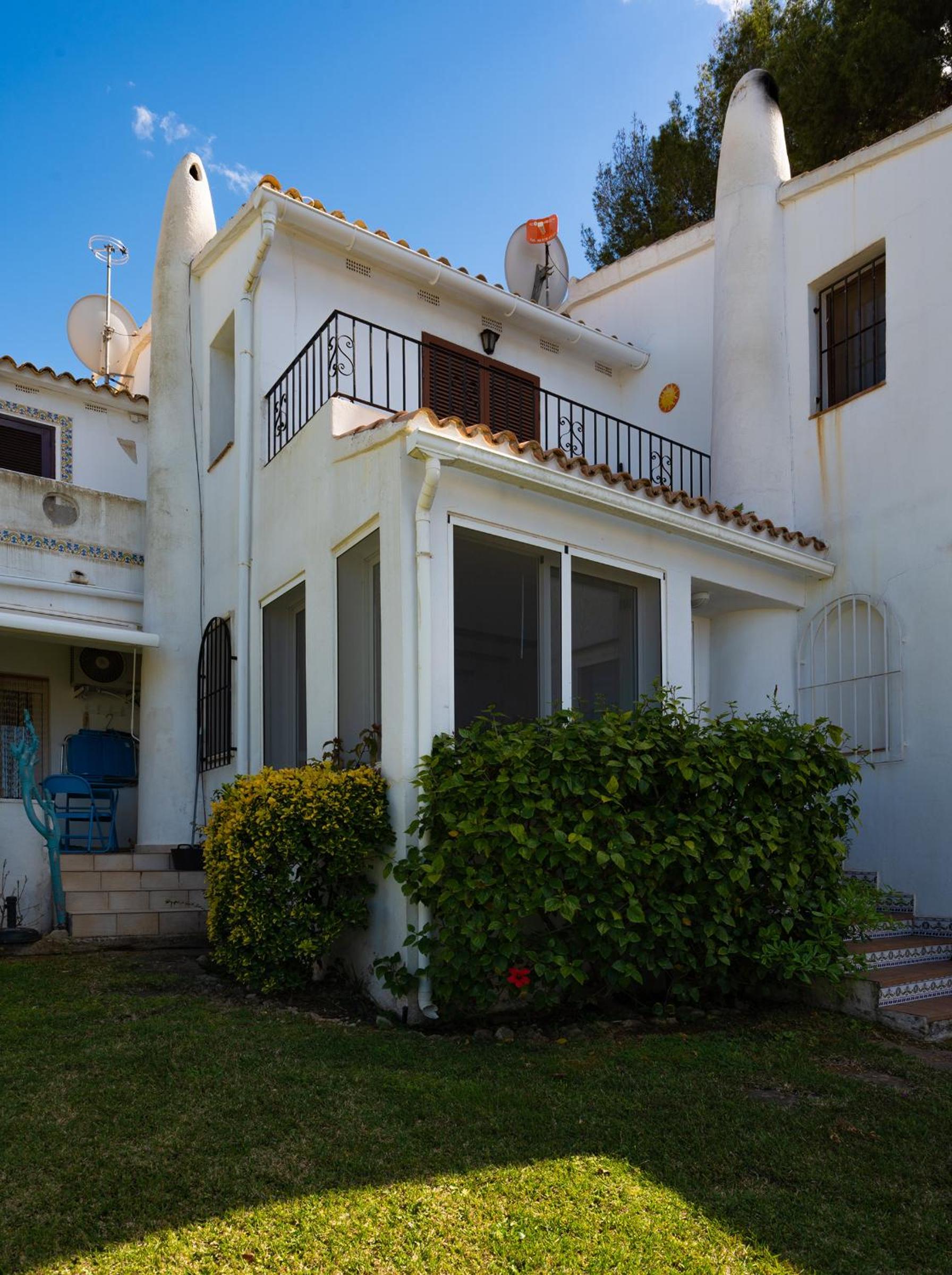 Beach & mountain retreat Los Almendros
