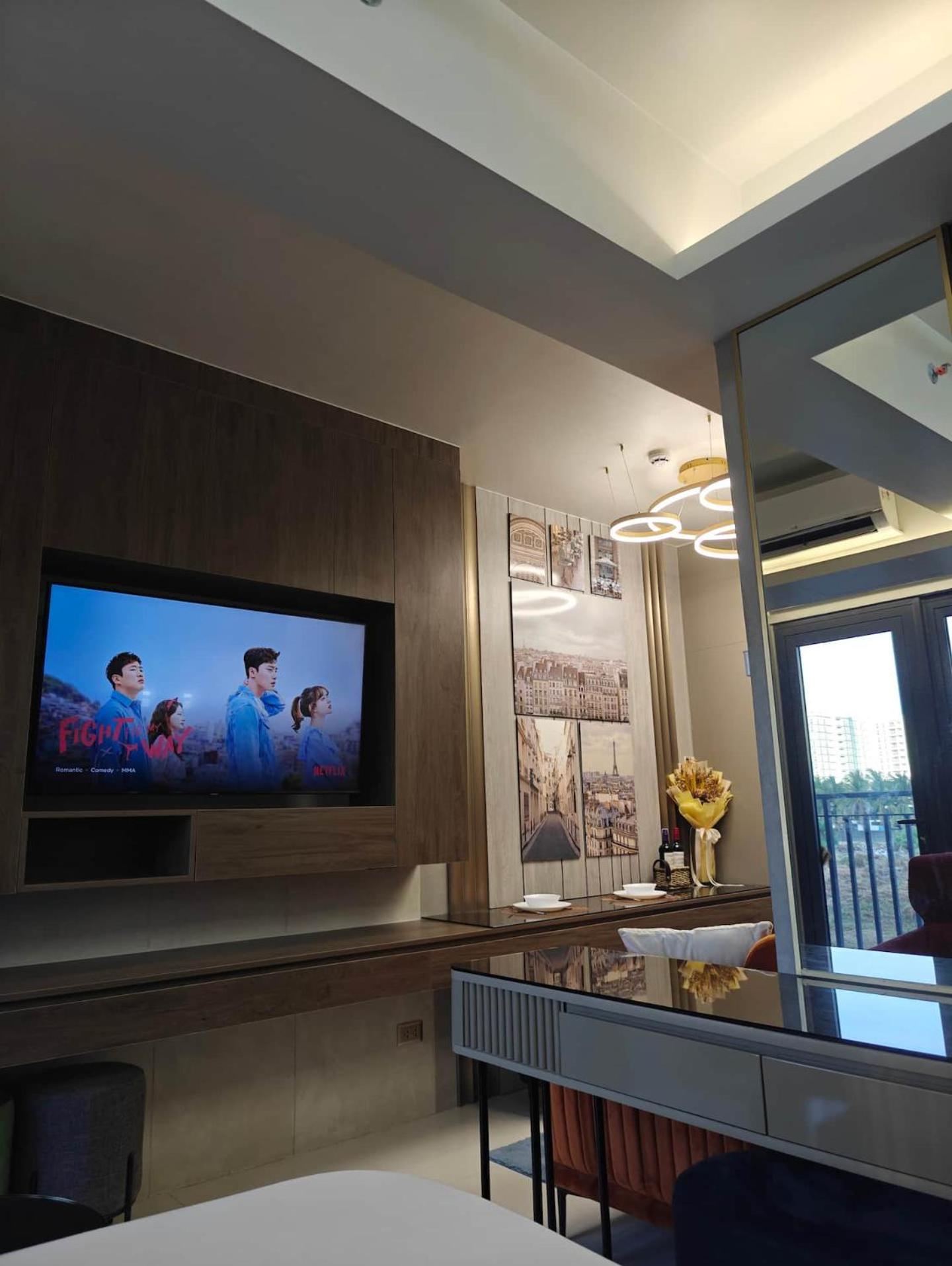 Shore 3 Residence Stylish Design