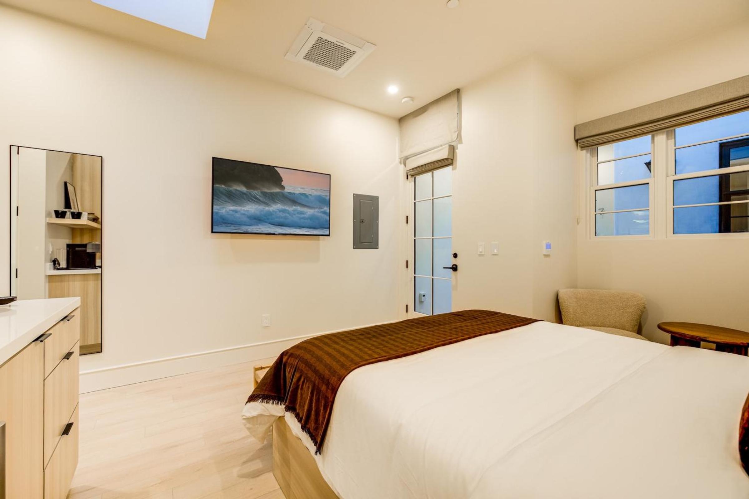 Casa De La Vina - Boutique Suites in Downtown Santa Barbara view 4