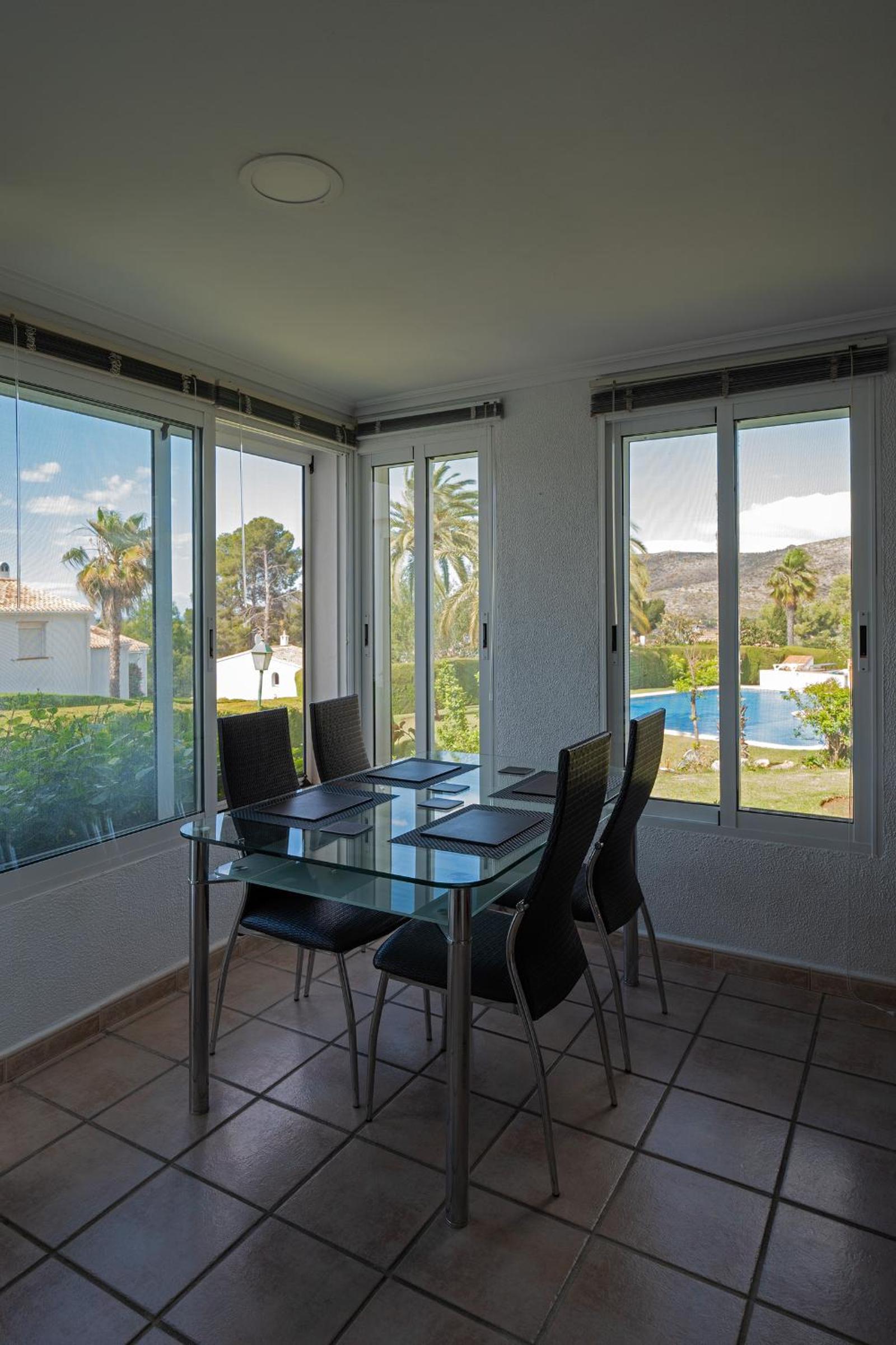 Beach & mountain retreat Los Almendros