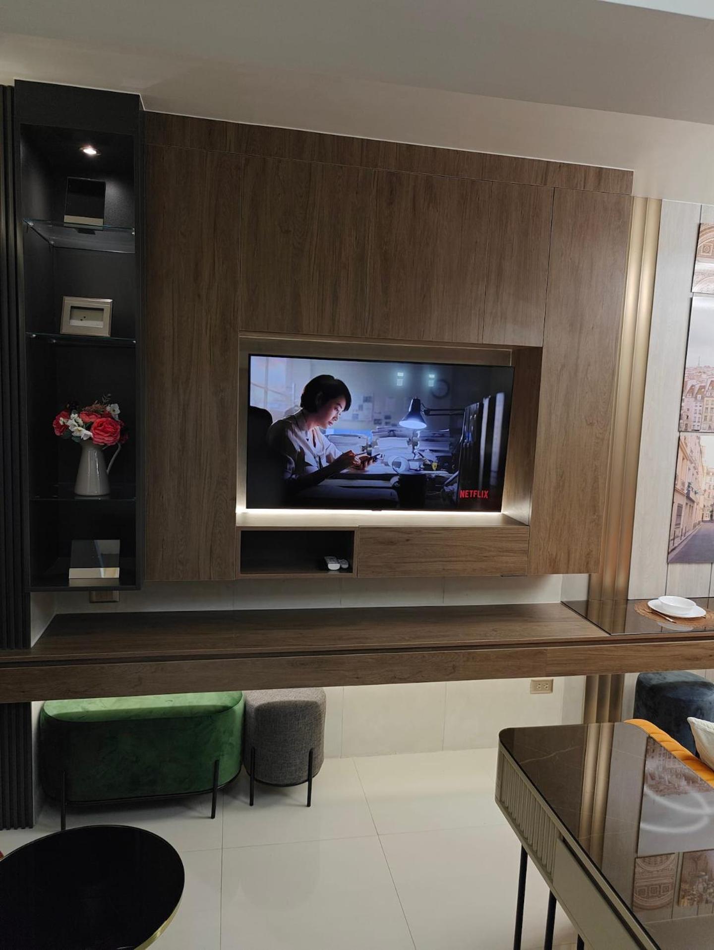 Shore 3 Residence Stylish Design