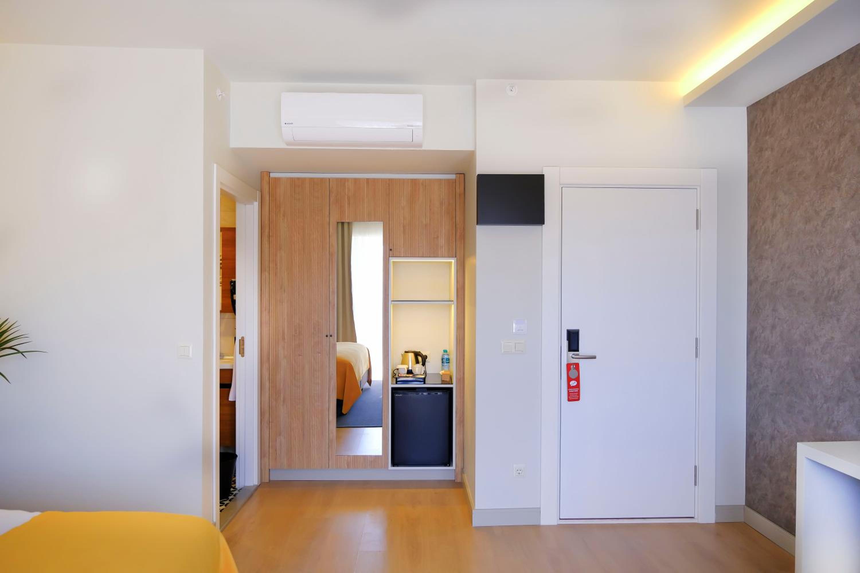 Dugi Hotel - Image 55