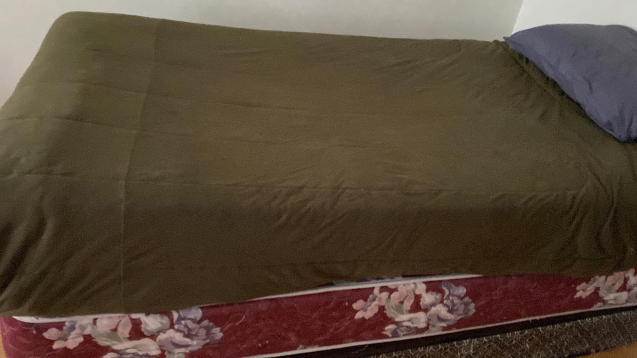 Private Rooms, Free Parking, Full Kitchen, Best Prices in Town- York University Heights