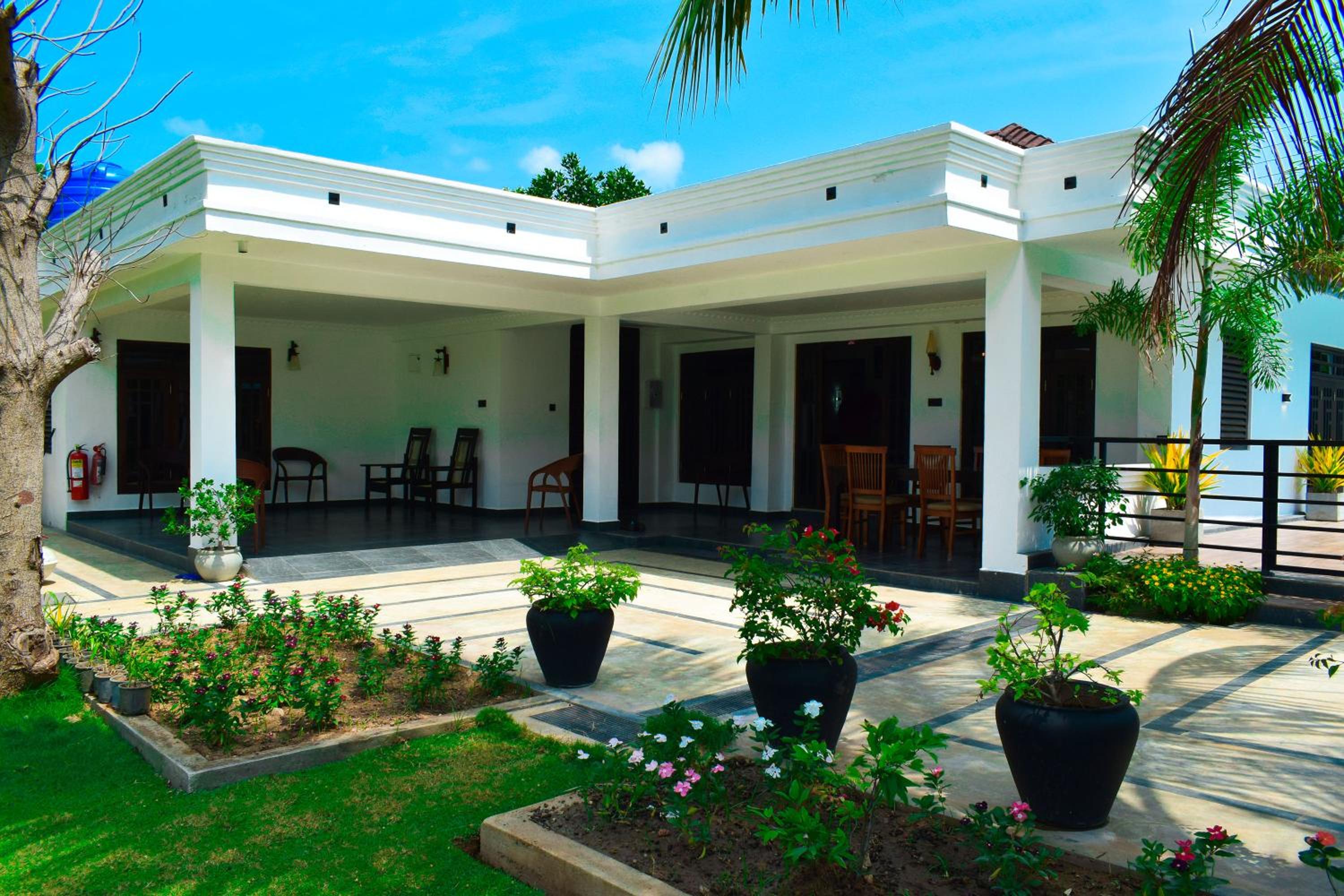 CEYLON VILLA NILAVELI view 3