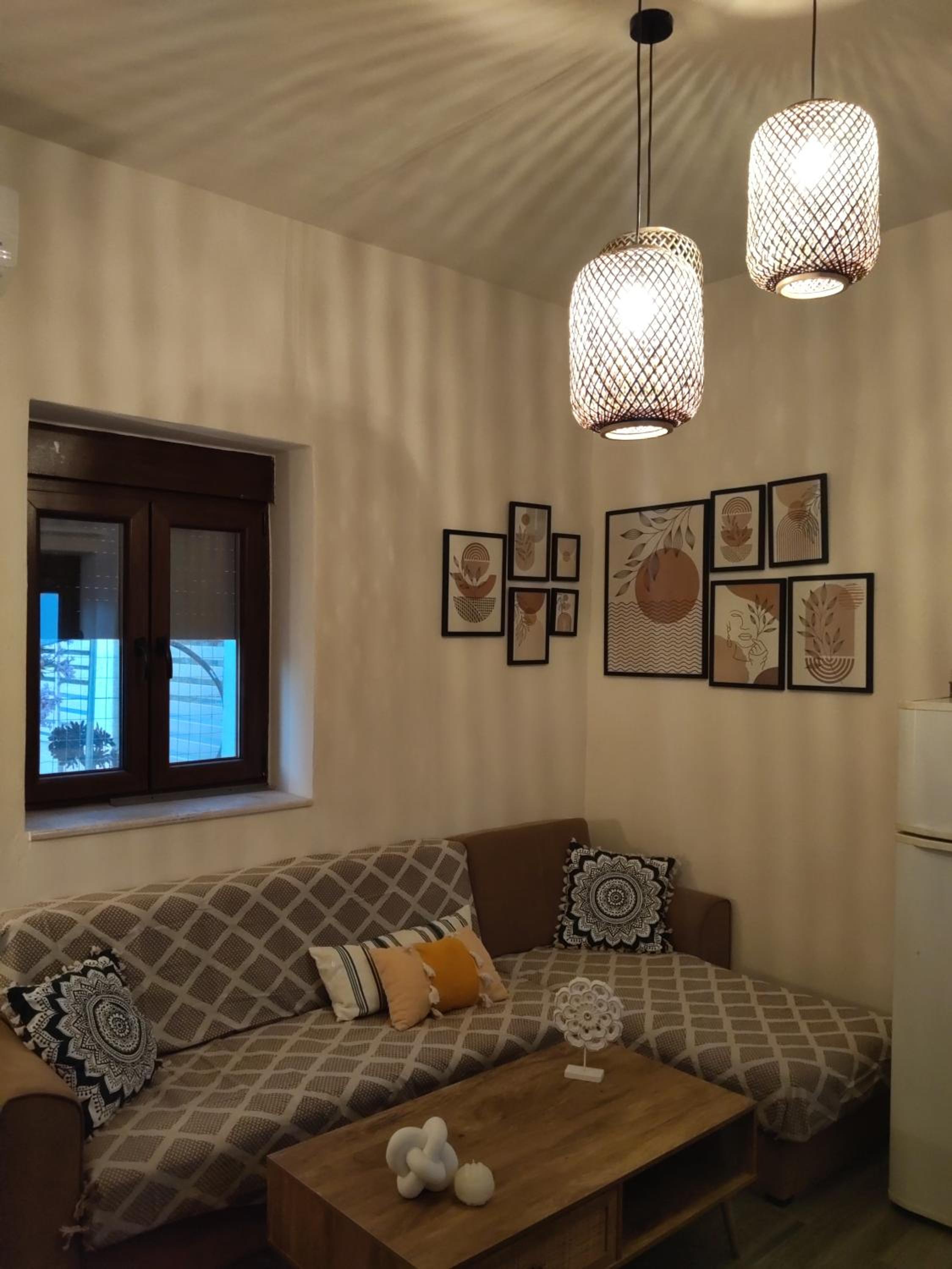 Pasiphae Luxury House