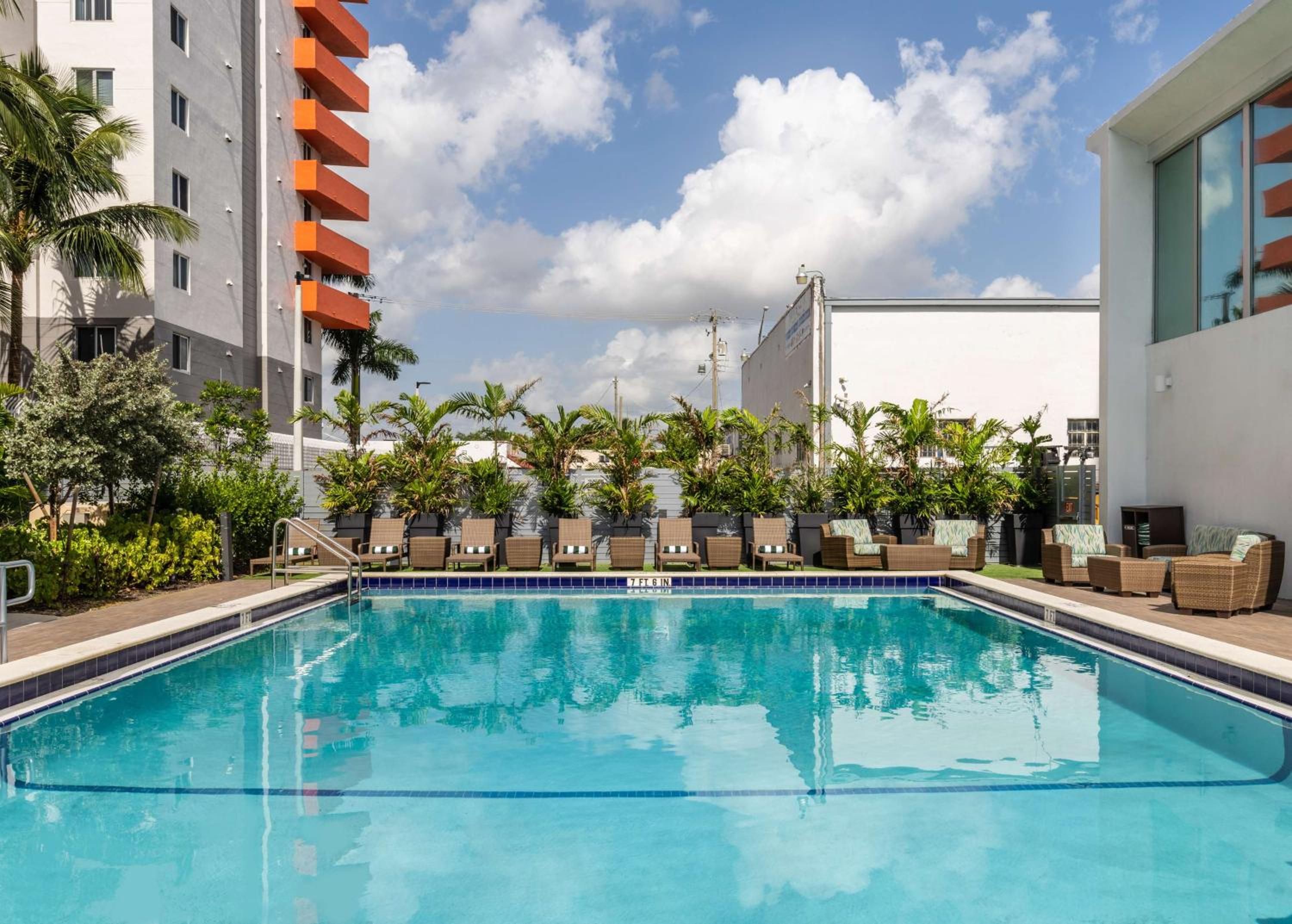 DoubleTree by Hilton Miami North I-95 photo 5