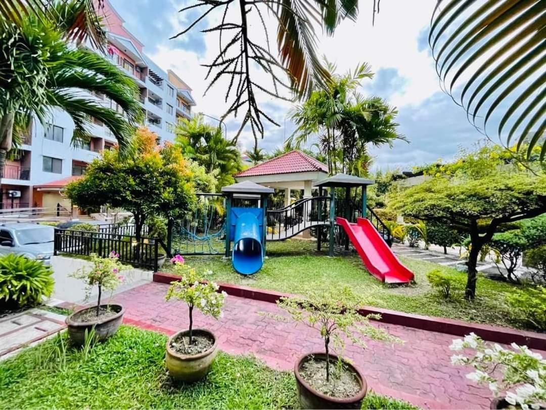 Studio Type Kelsey's Homestay view 5