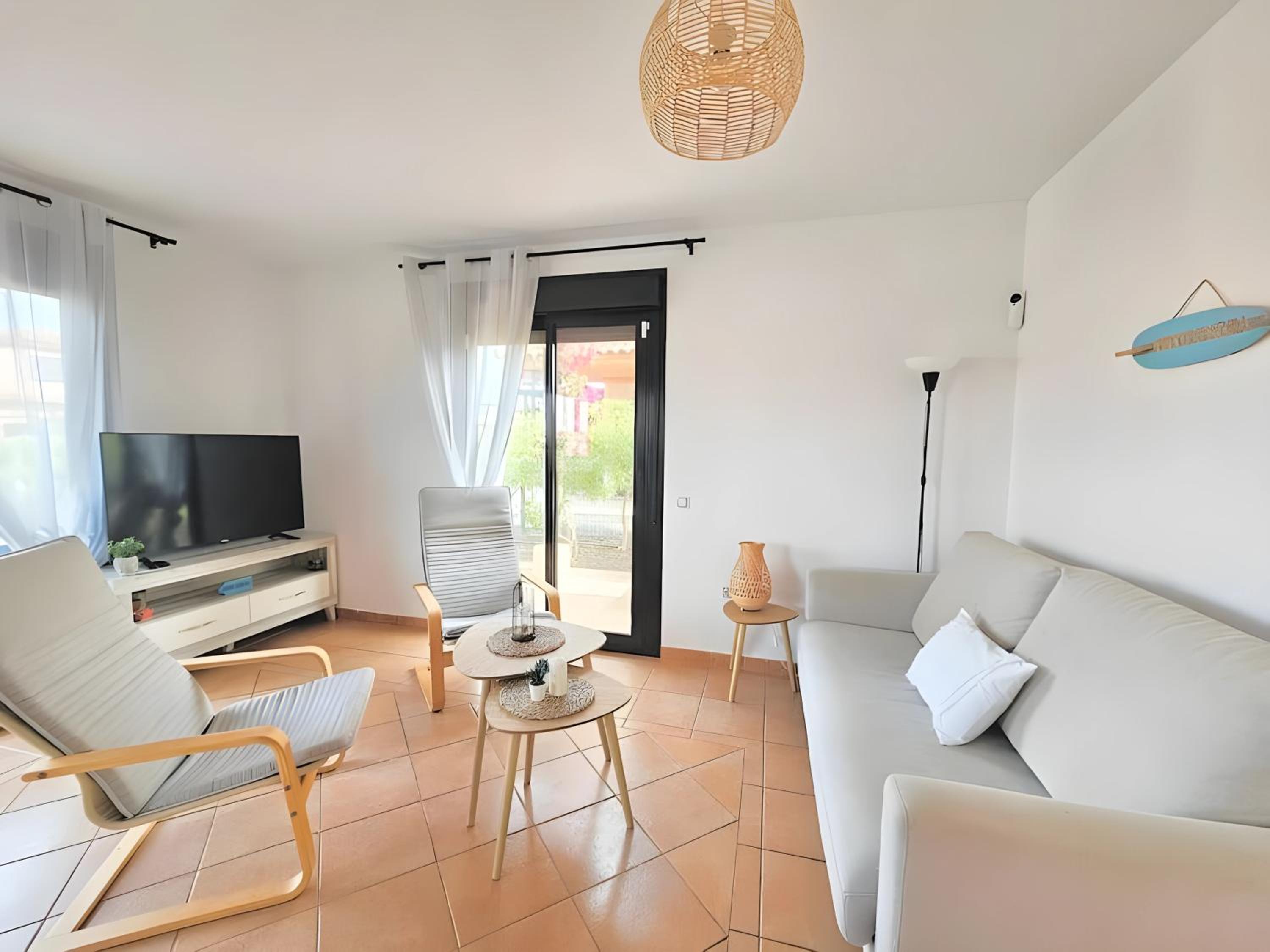 Casa Topik, Family and Surfhouse
