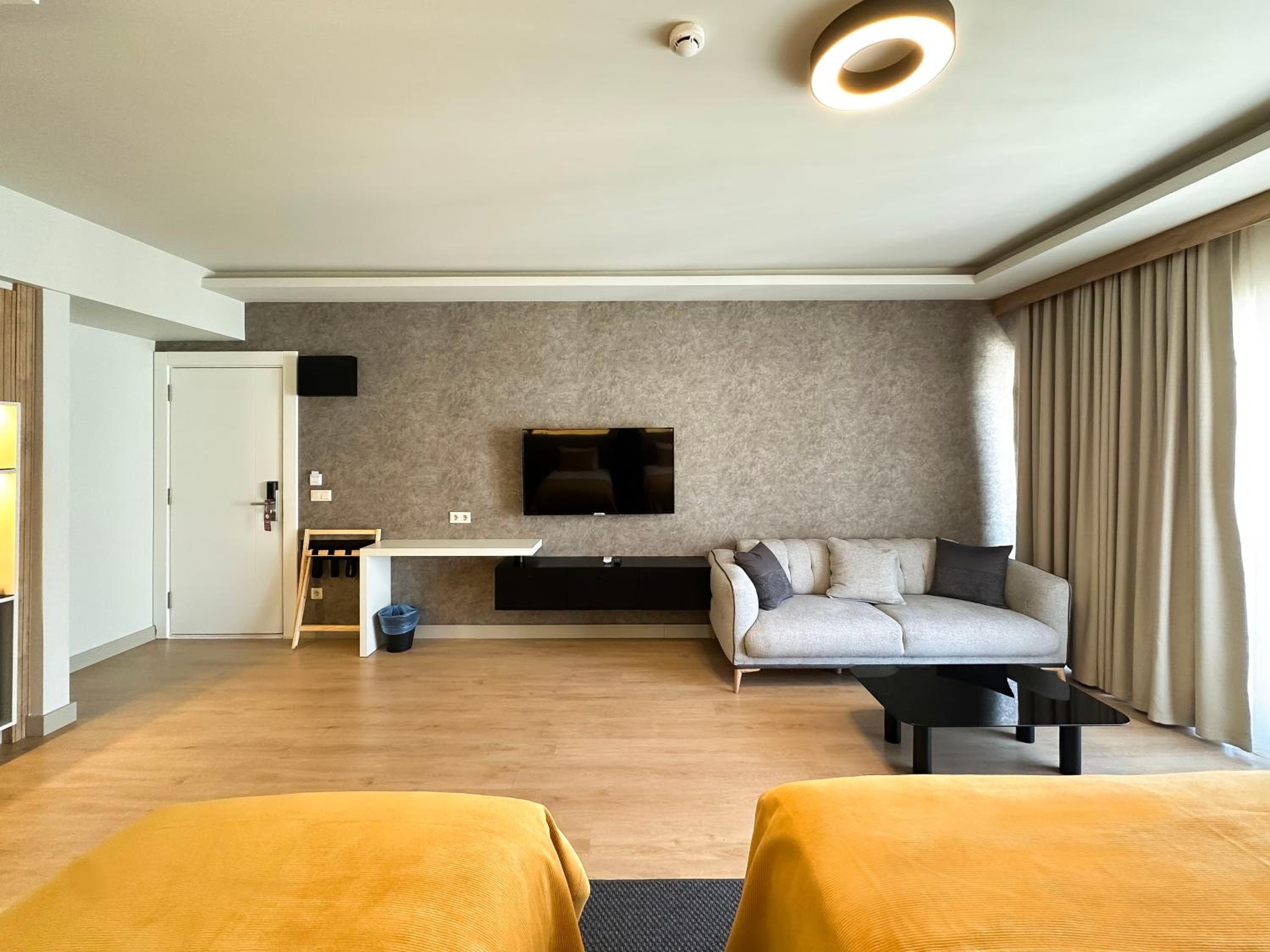 Dugi Hotel - Image 21