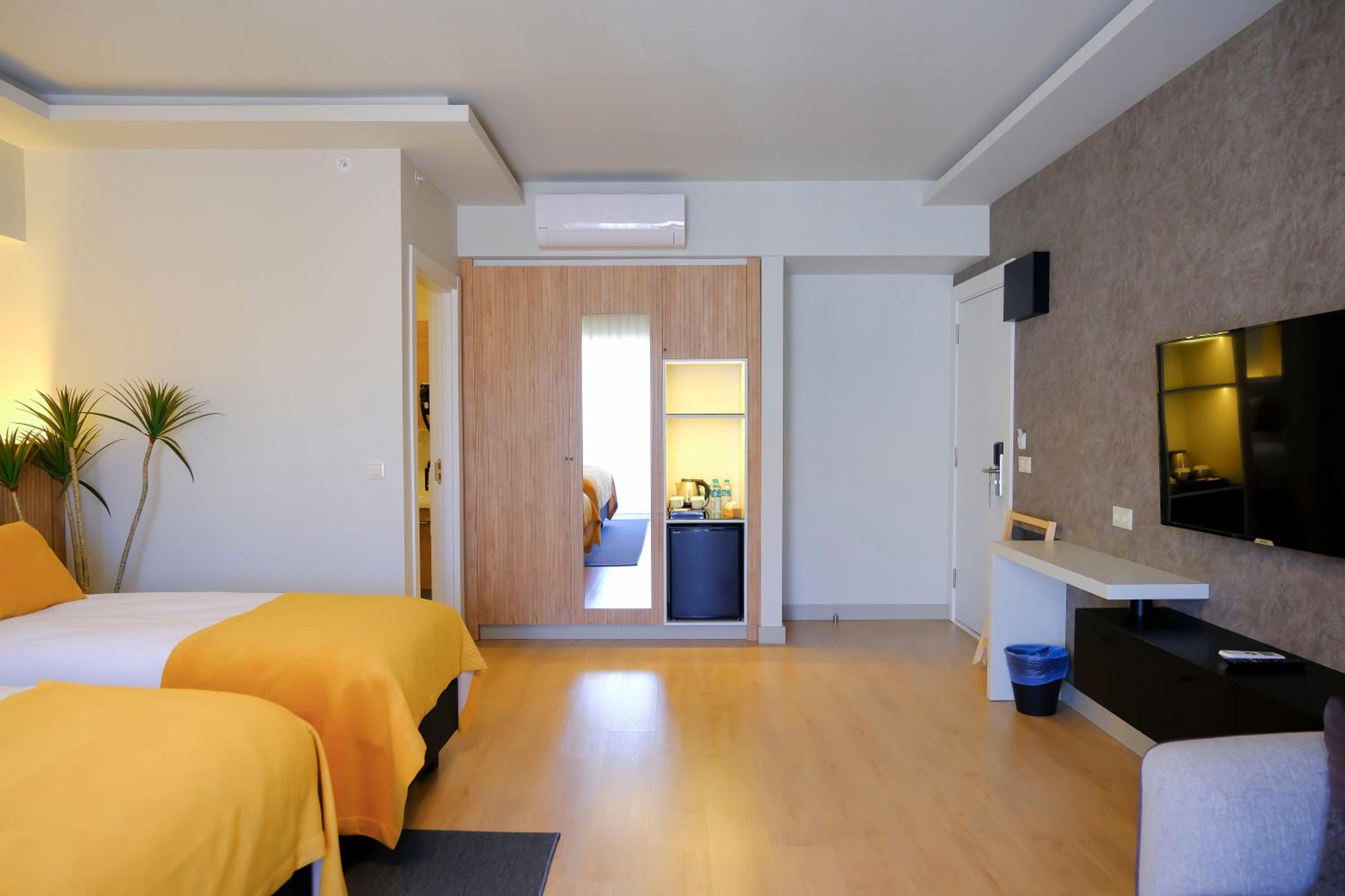 Dugi Hotel - Image 19