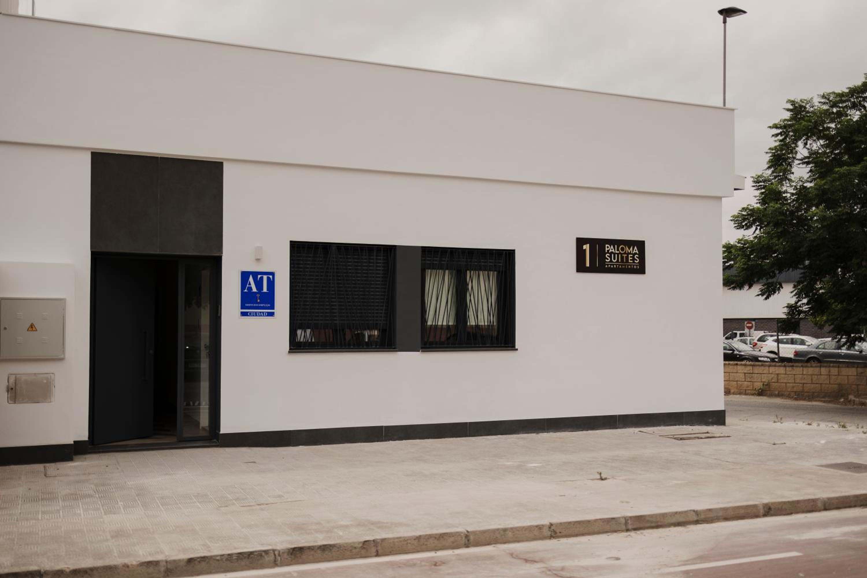PALOMA SUITES