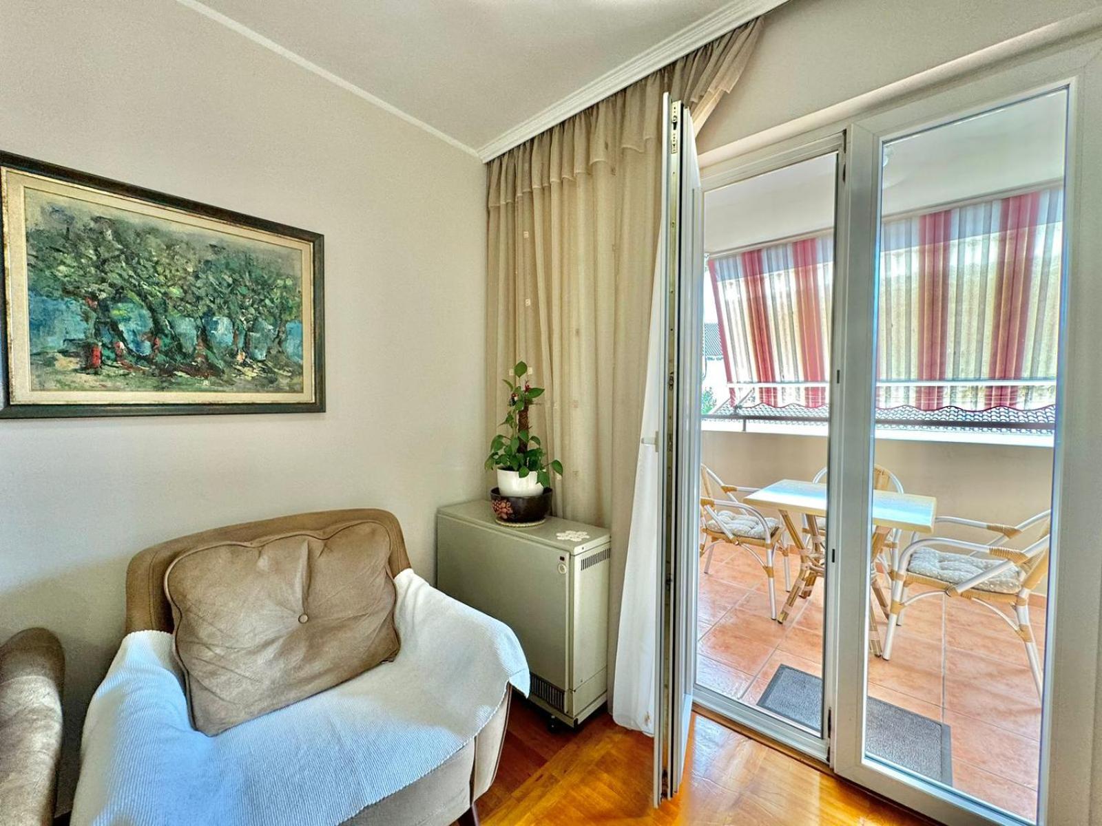 Family Two Bedroom Apartment Vera