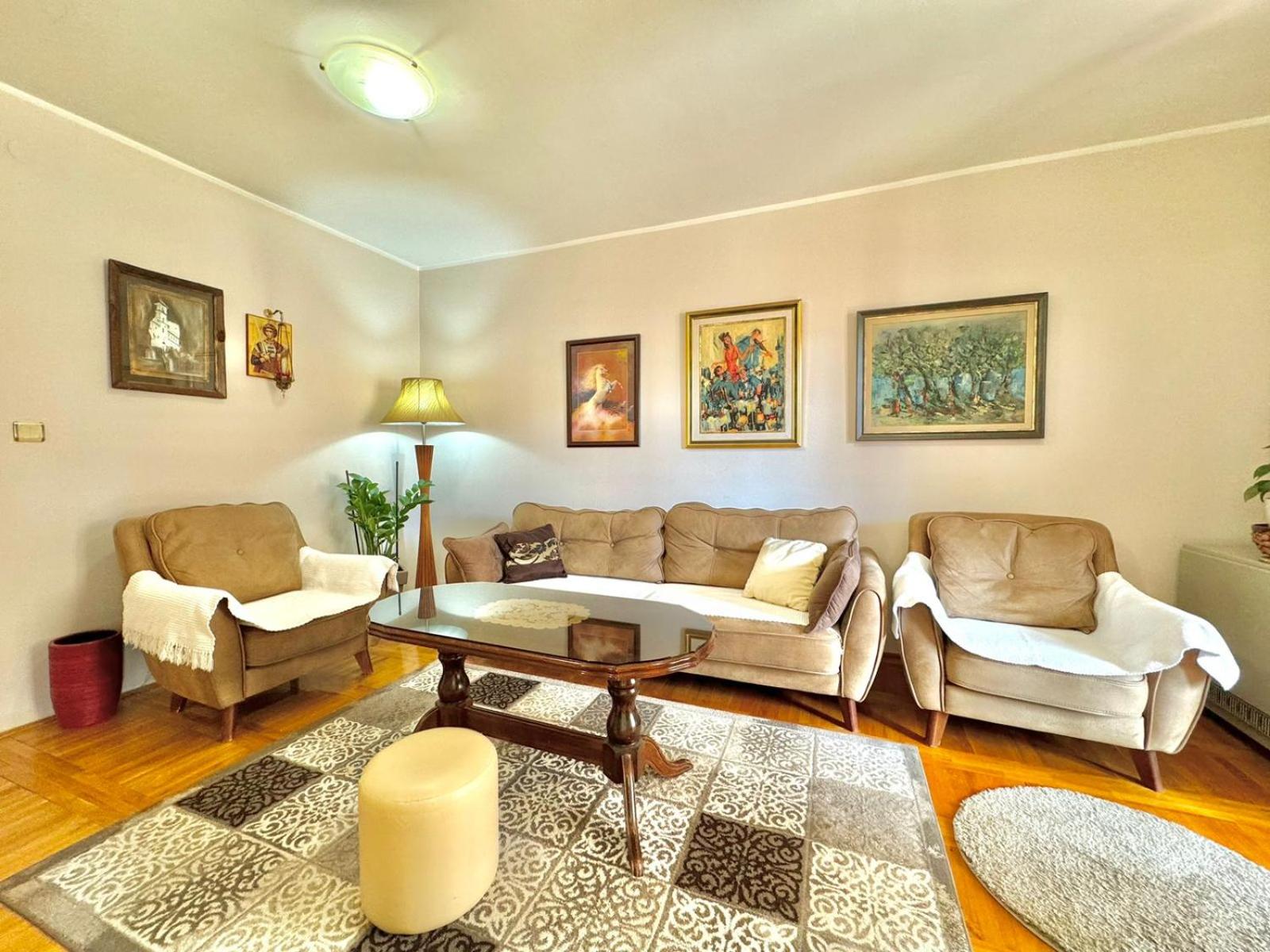 Family Two Bedroom Apartment Vera