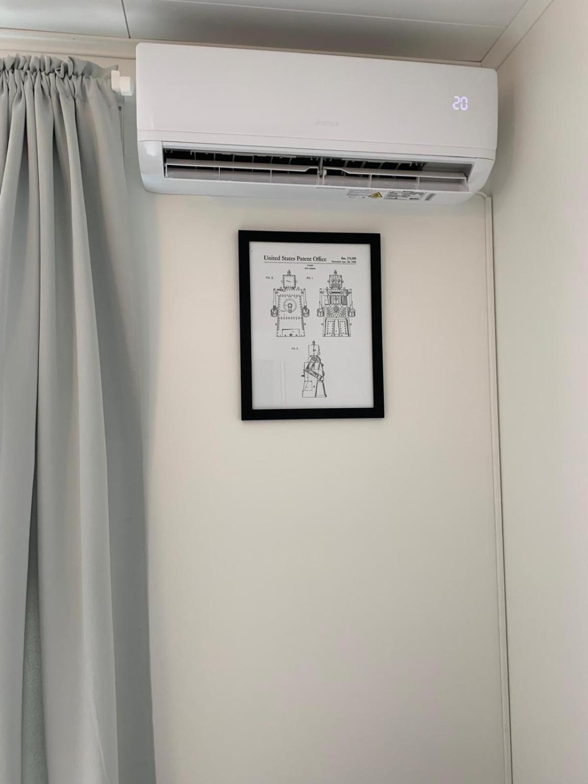 Modern Studio, free parking & wifi, Aino Areena 300m view 2