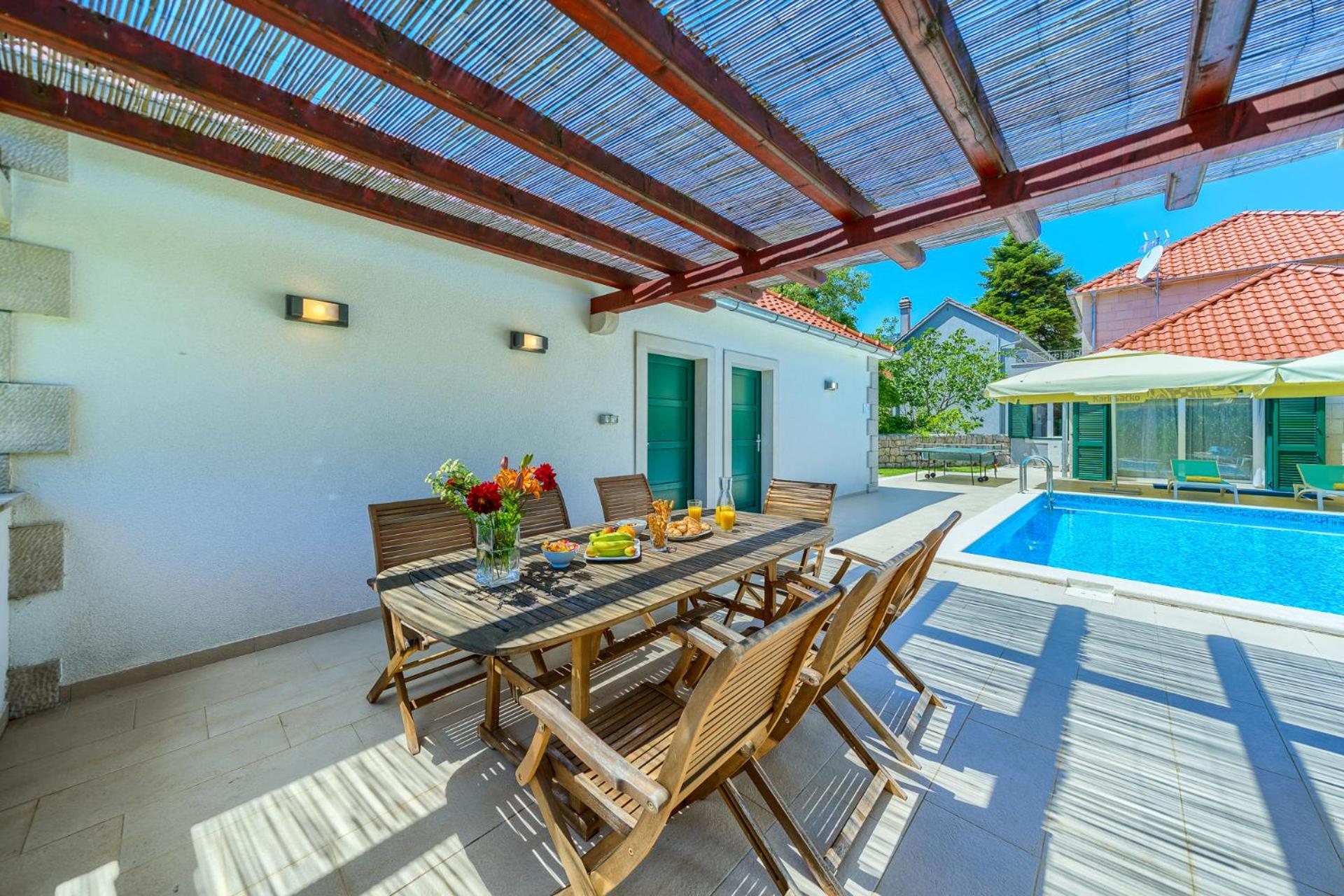 Villa Župa - Heated Pool, Tennis & Sports Complex