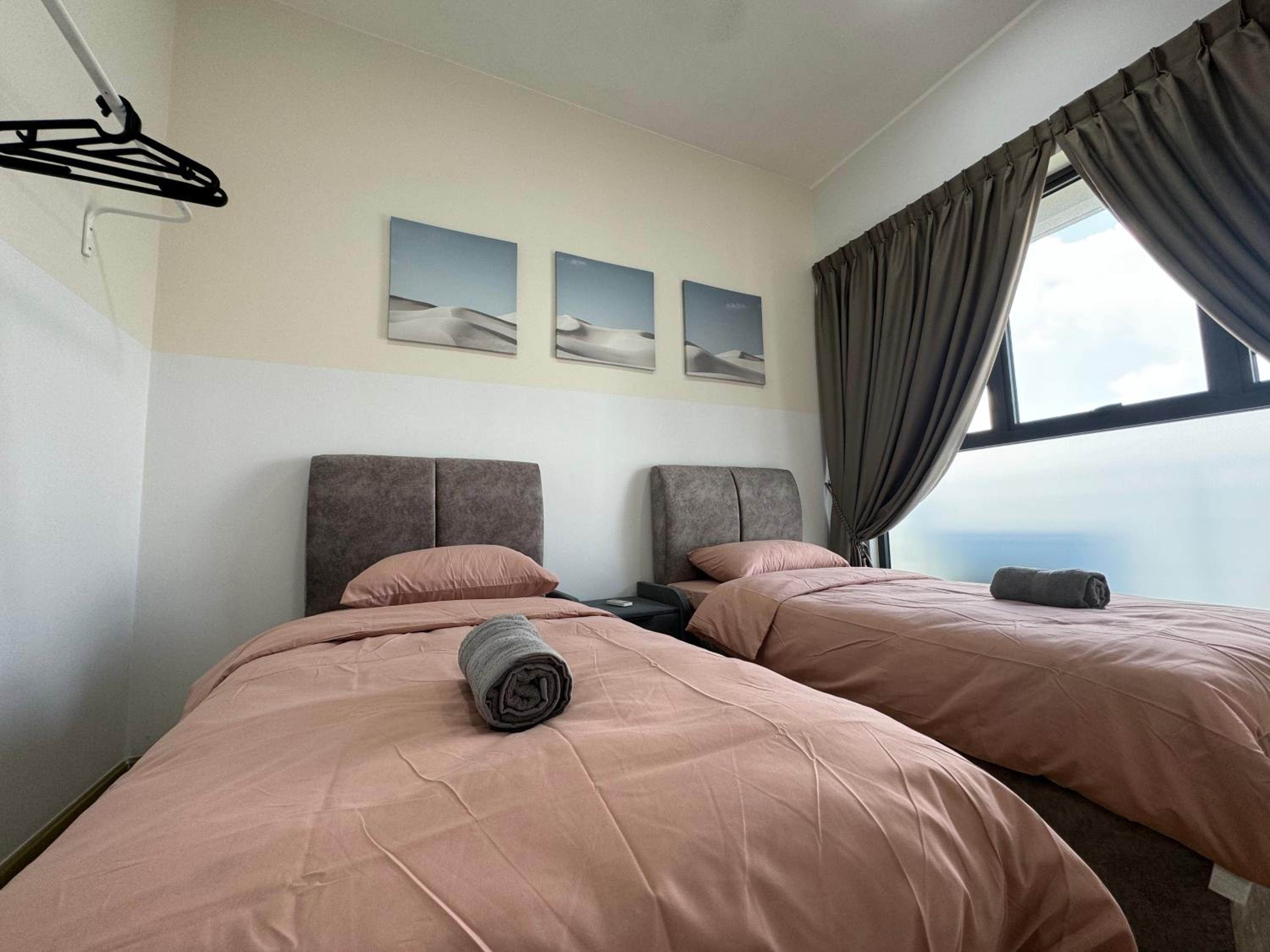 Harmony 3 Bedroom Sunset Danga Bay by Hauz Cinta