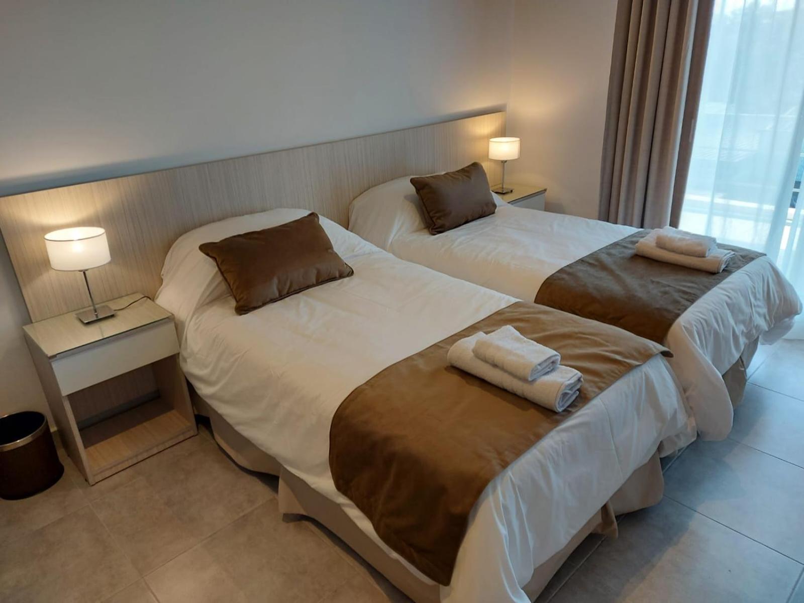 La Morada Rentals & Studio 44 - Centro Escobar- Parking con costo-