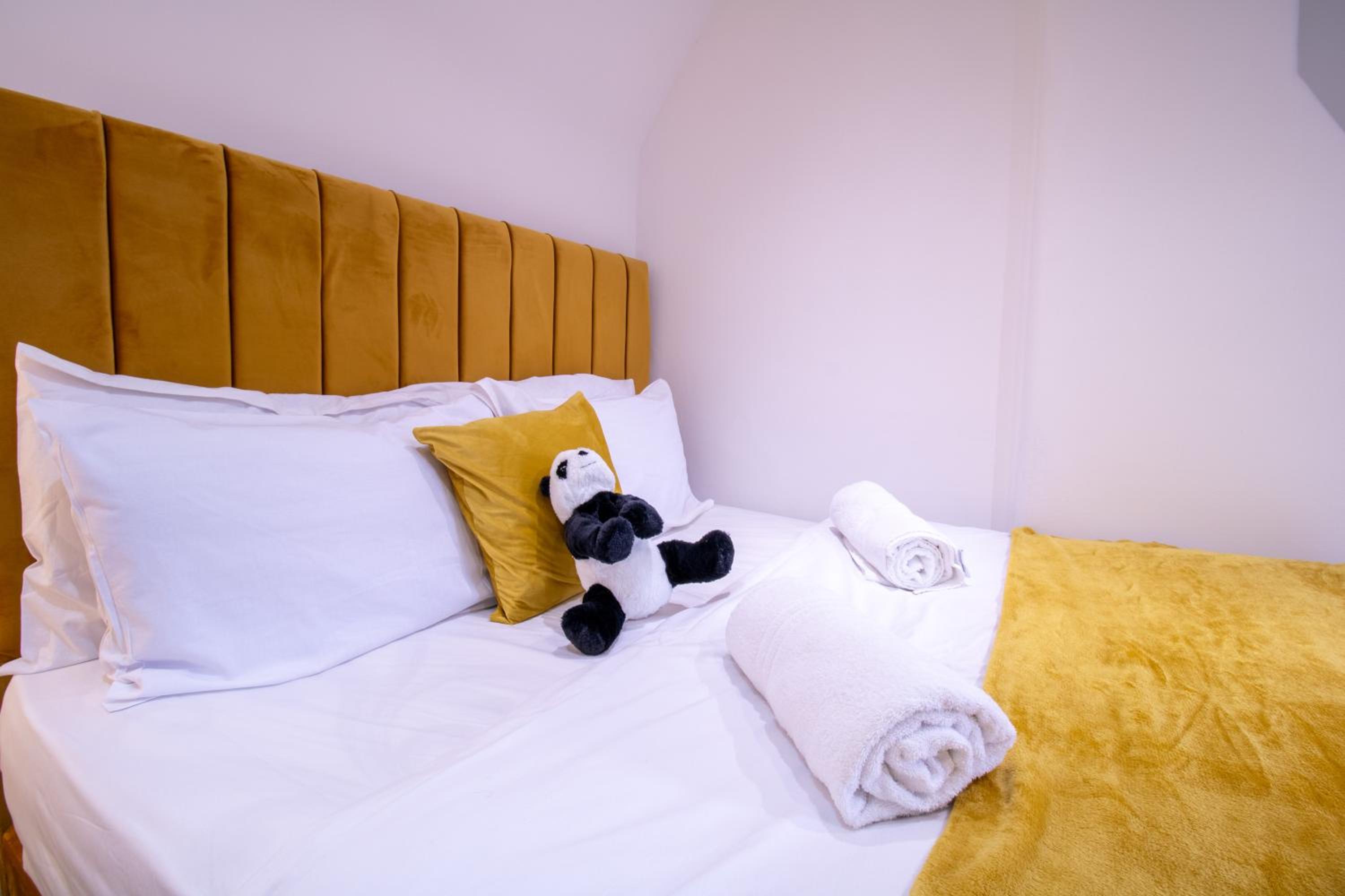 Luxurious Apartments on Oxford Street