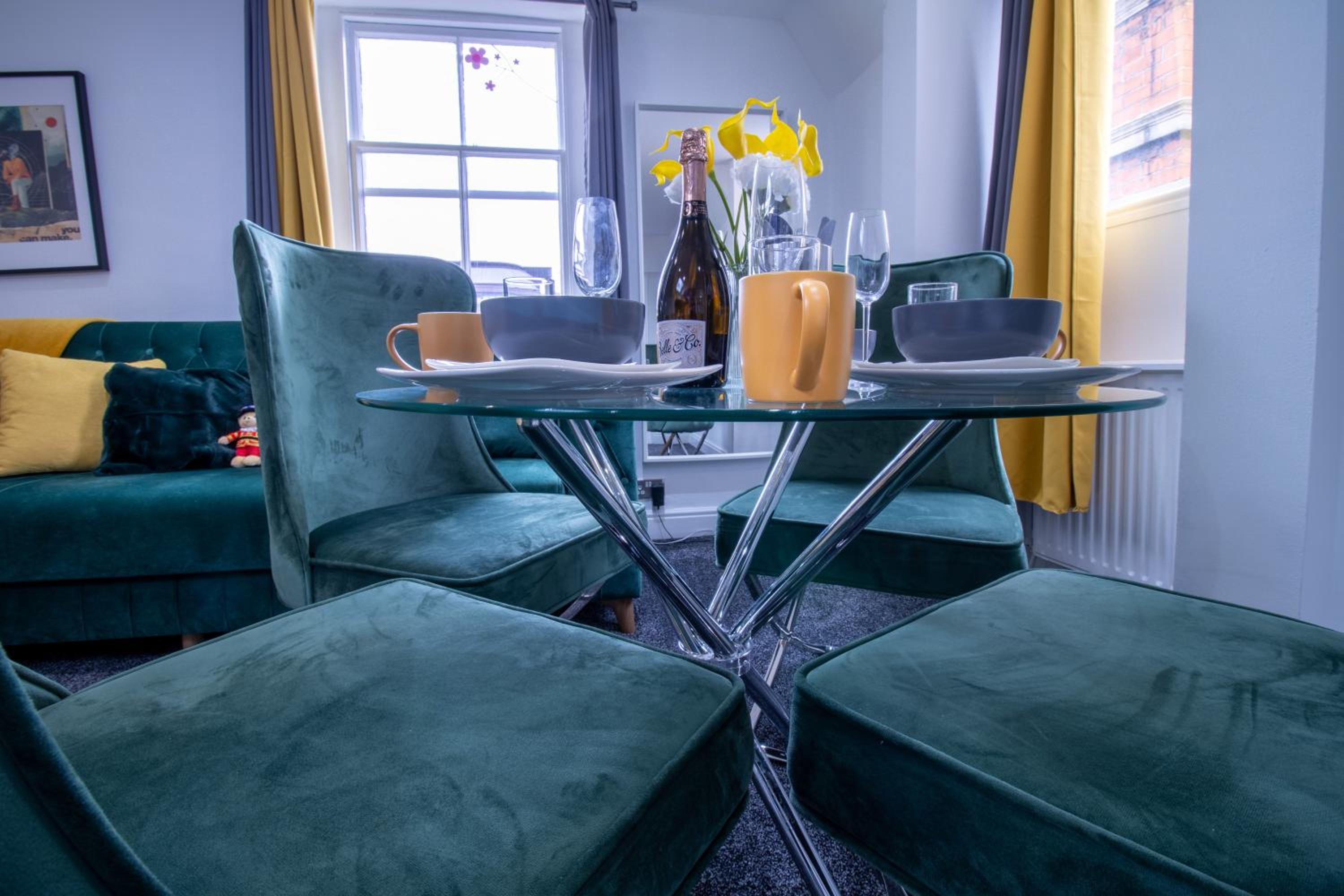Luxurious Apartments on Oxford Street