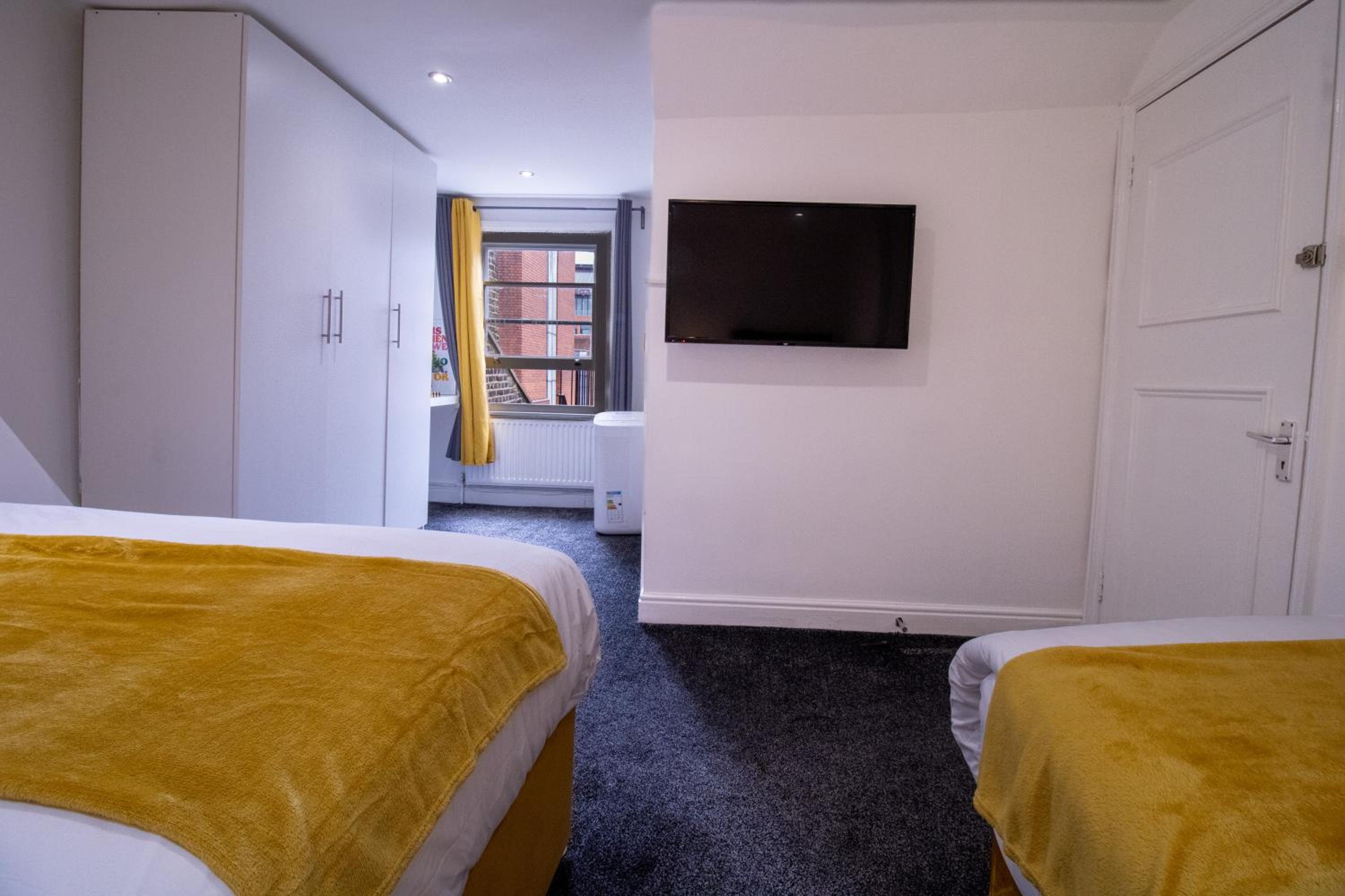 Luxurious Apartments on Oxford Street
