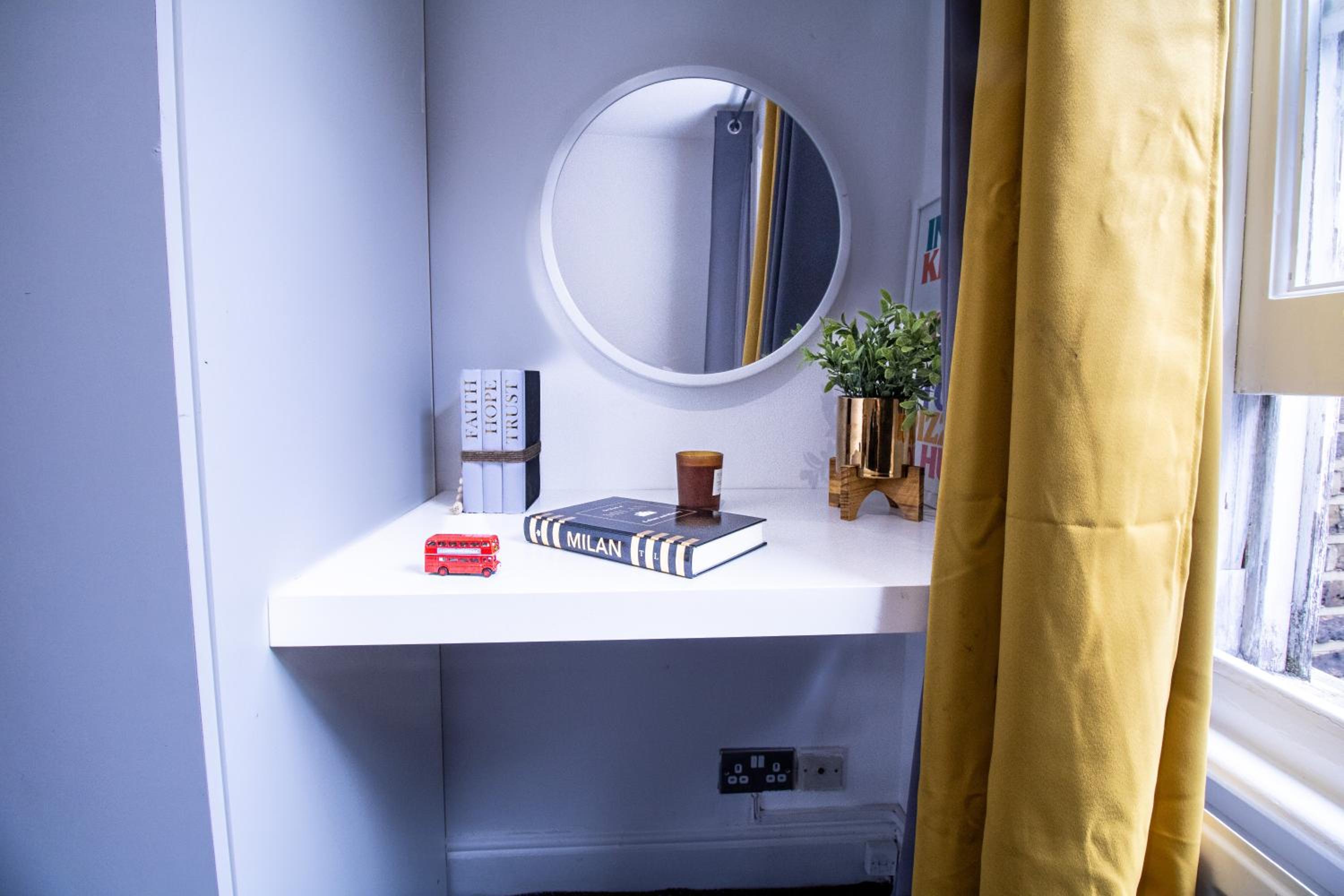 Luxurious Apartments on Oxford Street