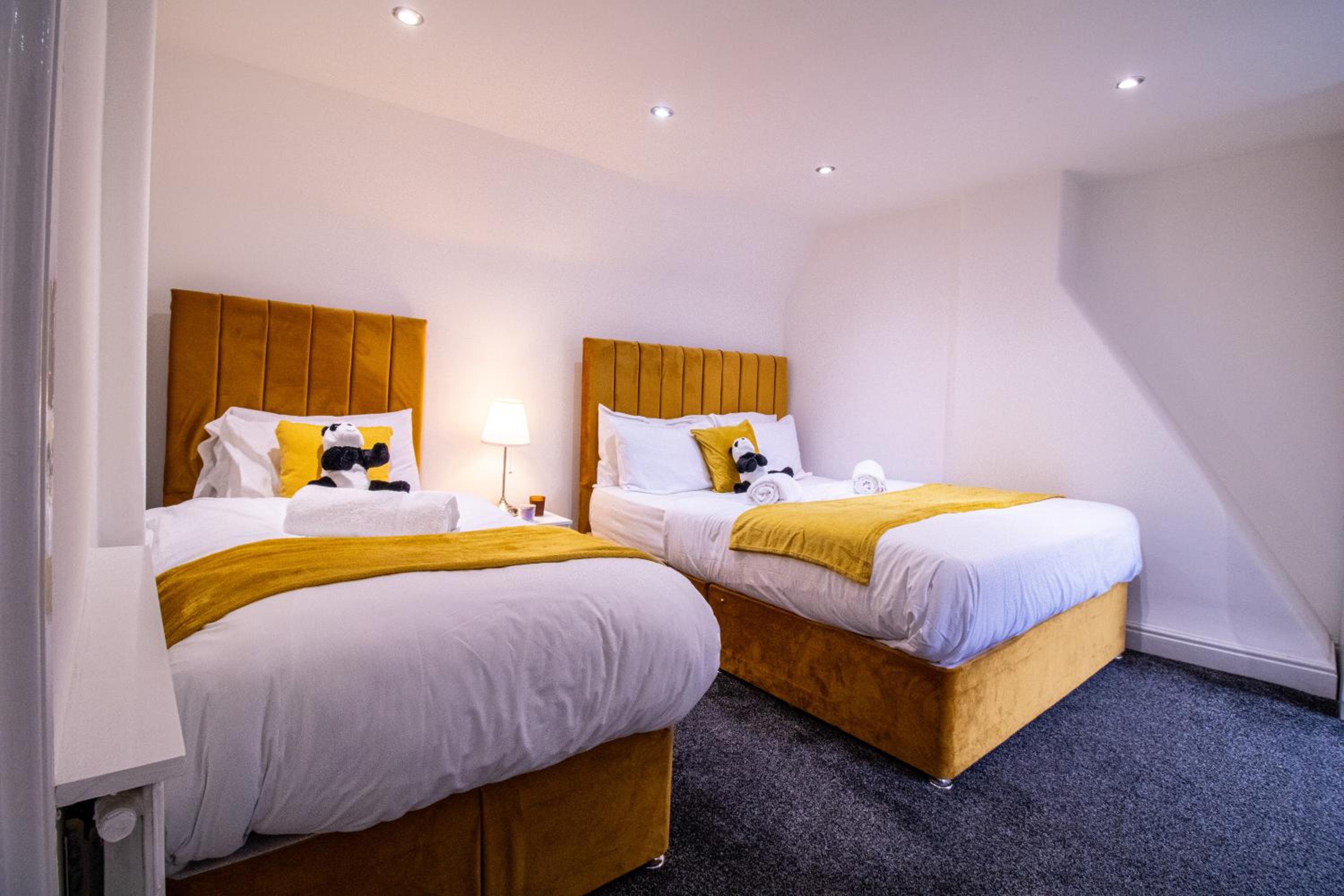 Luxurious Apartments on Oxford Street
