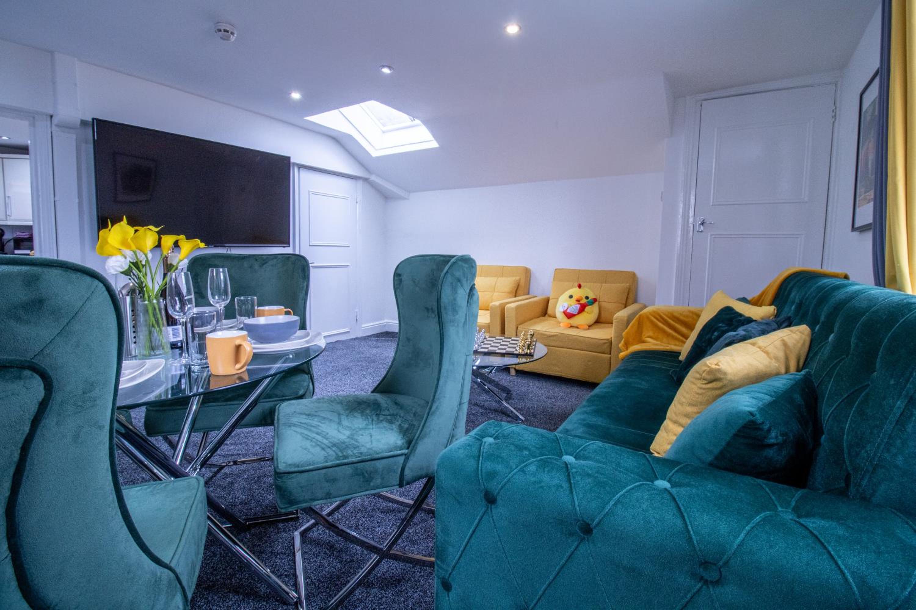 Luxurious Apartments on Oxford Street