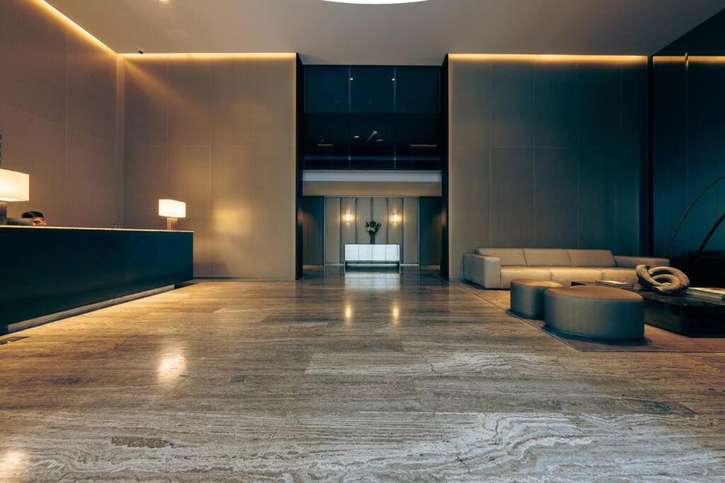 Studio Premium Tower by Armani