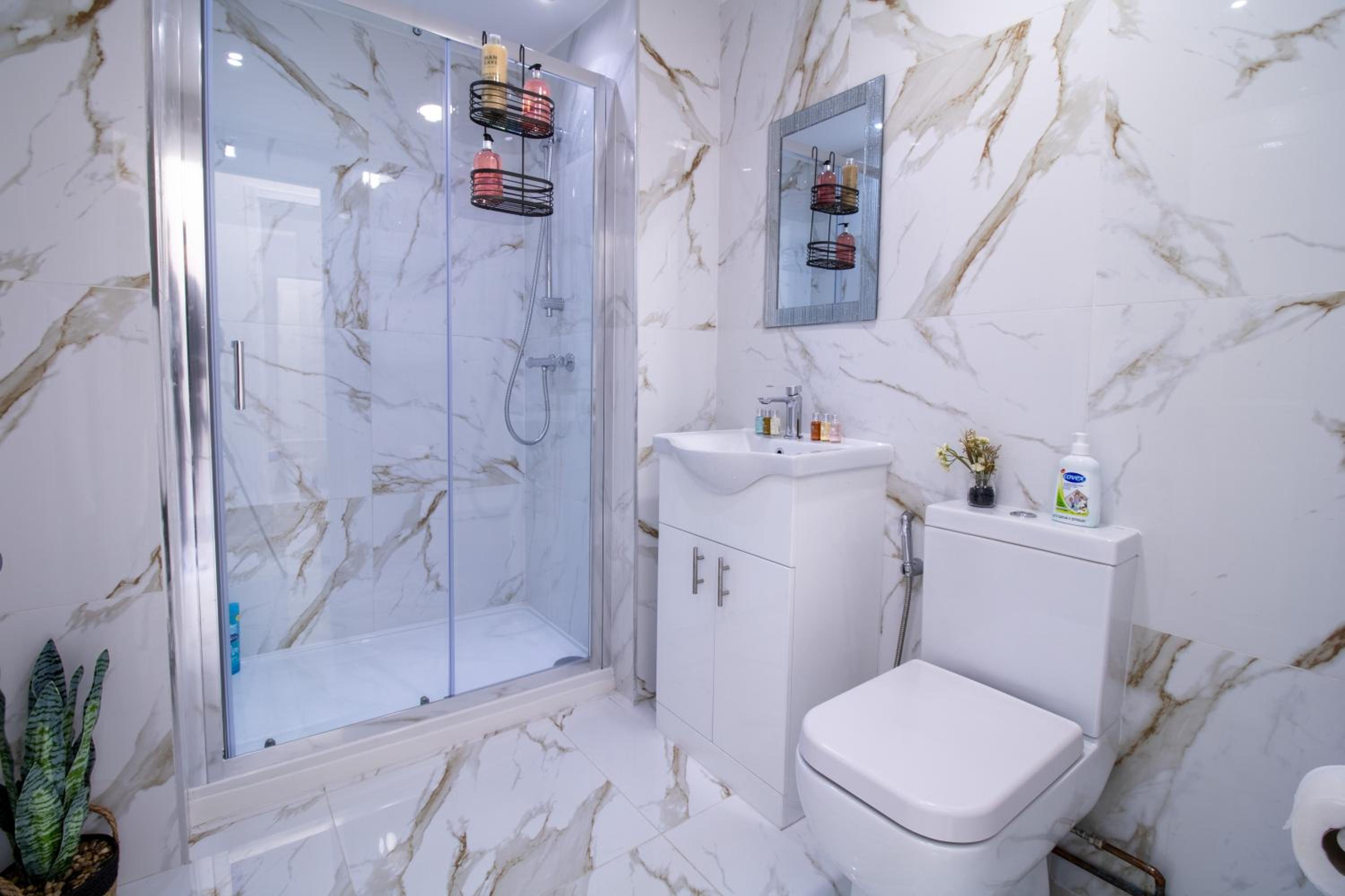 Luxurious Apartments on Oxford Street